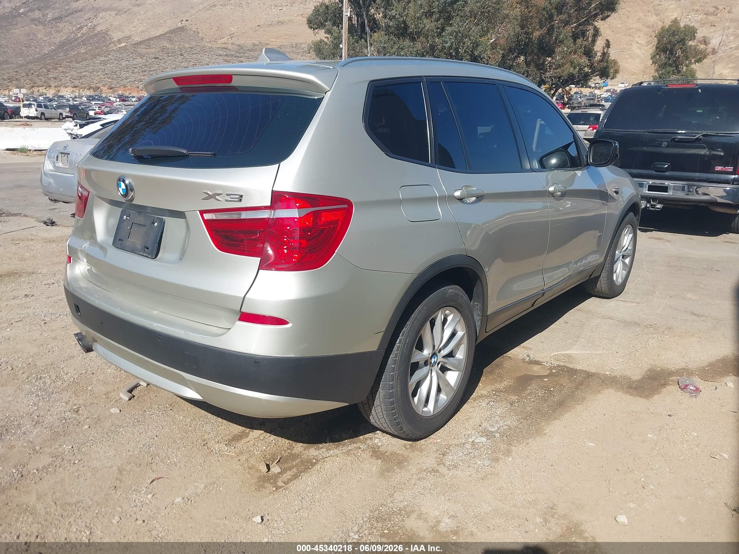 2013 Bmw X3 Xdrive28i Silver vin: 5UXWX9C5XD0D03313