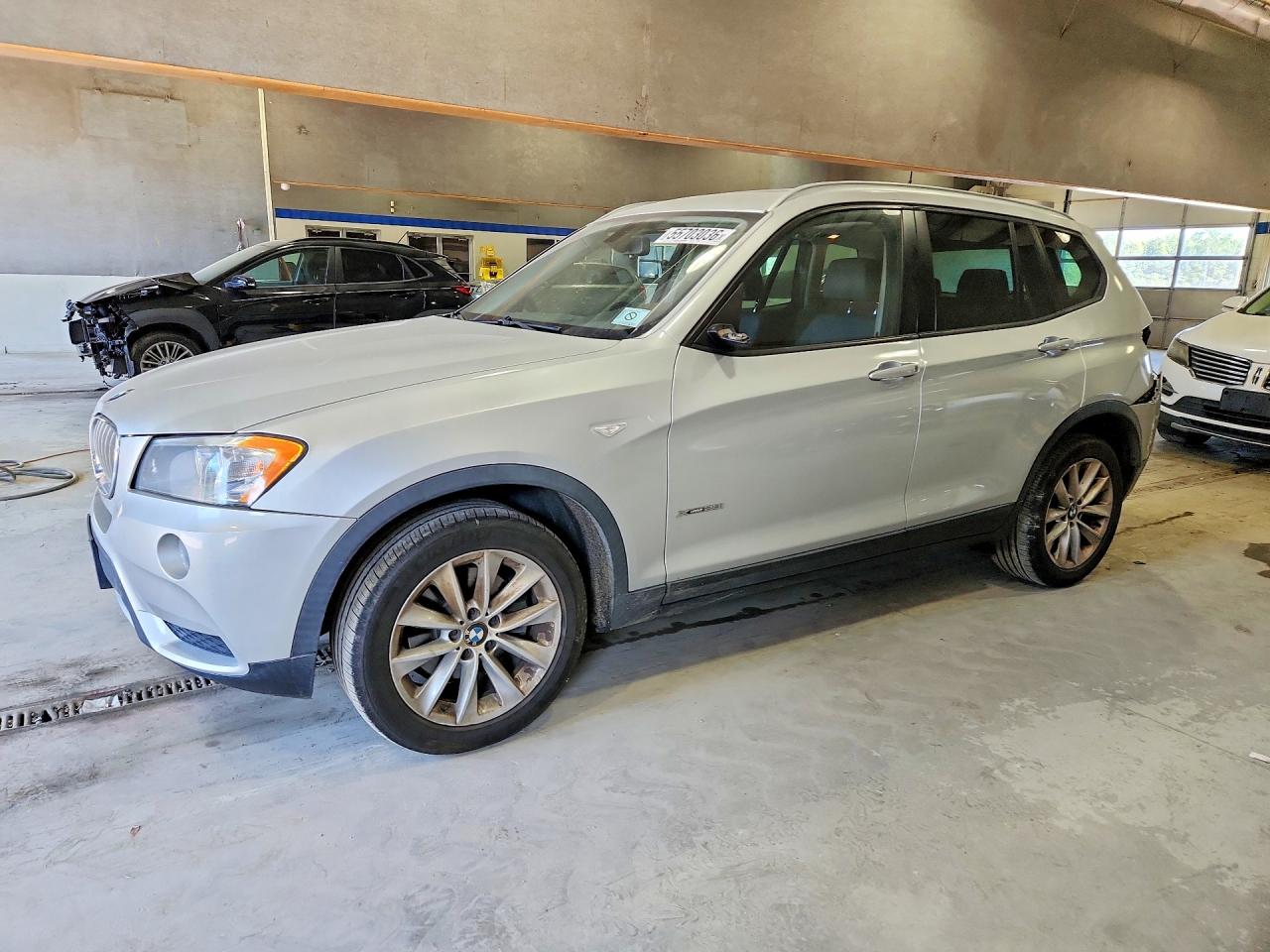 2014 Bmw X3 Xdrive28i Silver vin: 5UXWX9C5XE0D34370