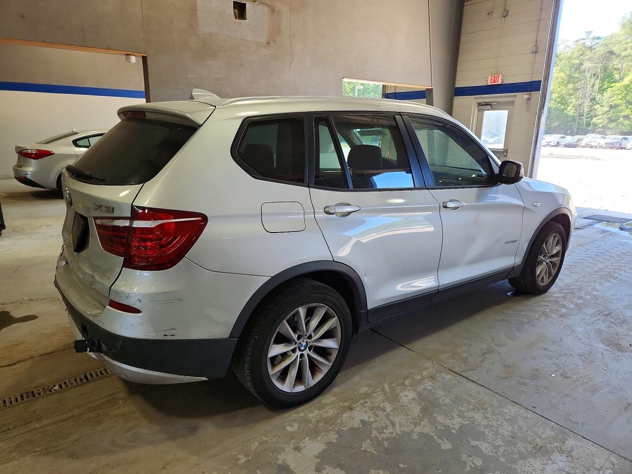 2014 Bmw X3 Xdrive28i Silver vin: 5UXWX9C5XE0D34370