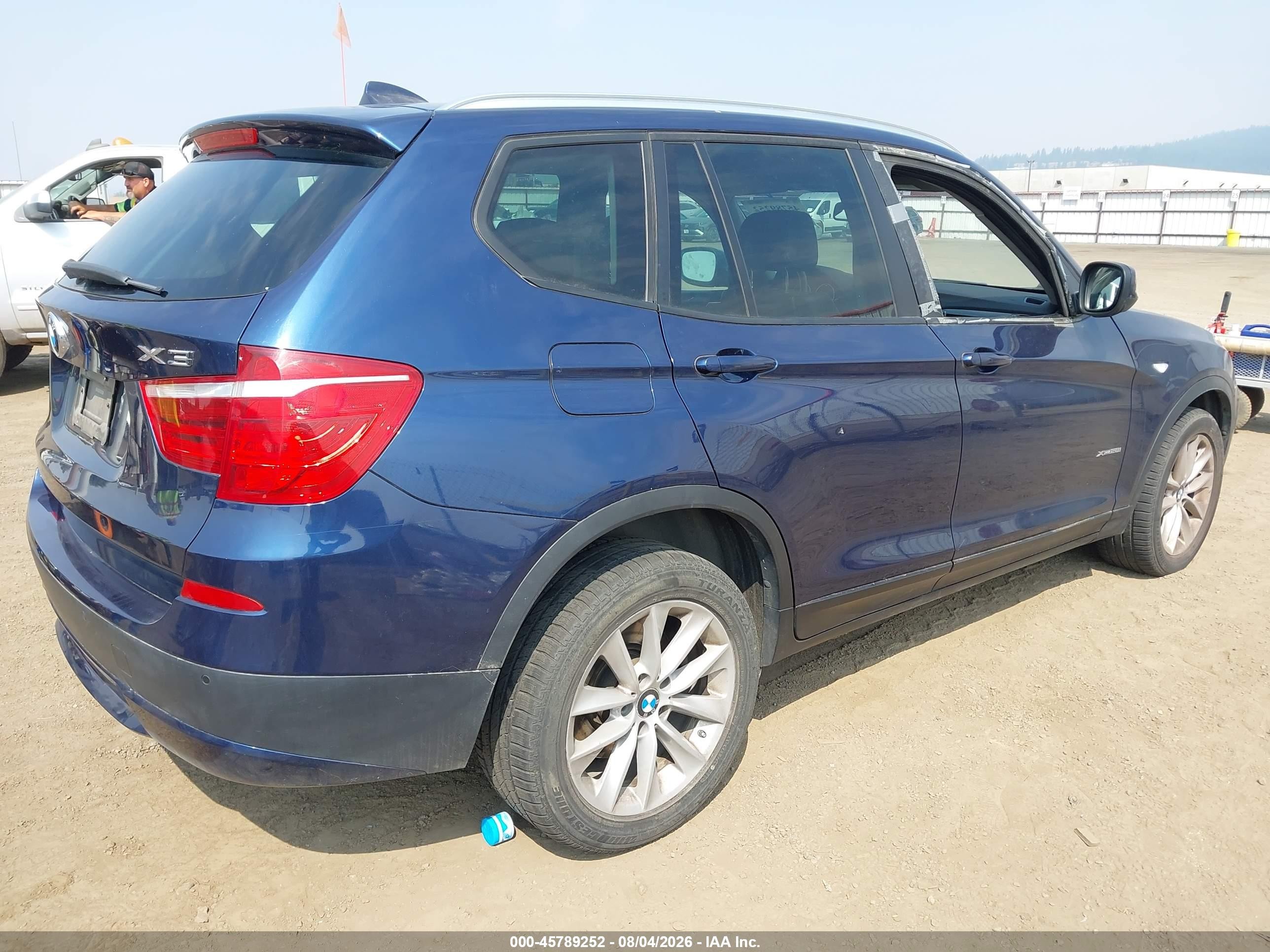 2014 Bmw X3 Xdrive28i Blue vin: 5UXWX9C5XE0D34546