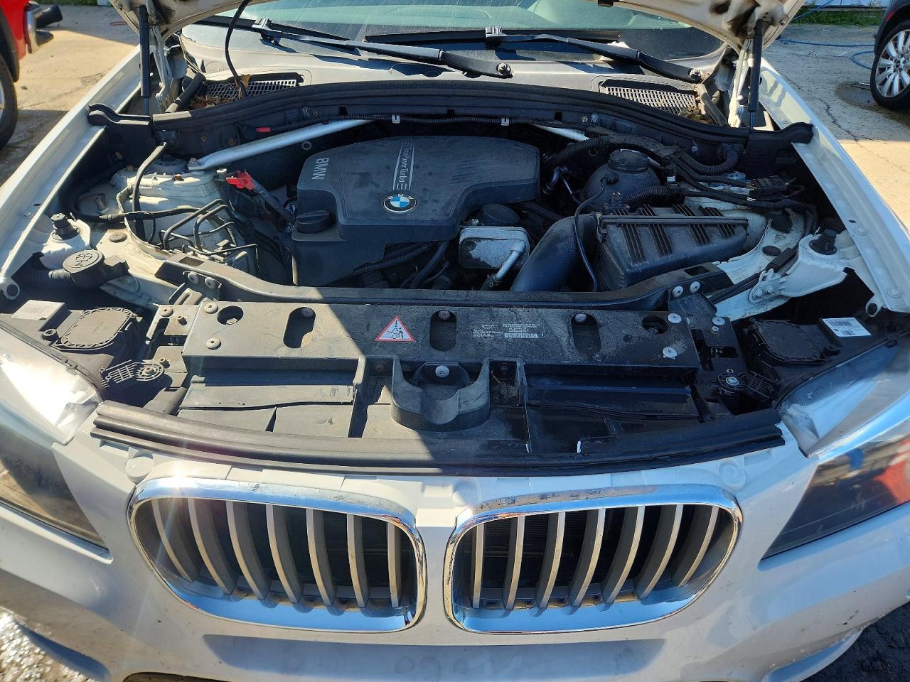 2014 Bmw X3 Xdrive28i White vin: 5UXWX9C5XE0D35681