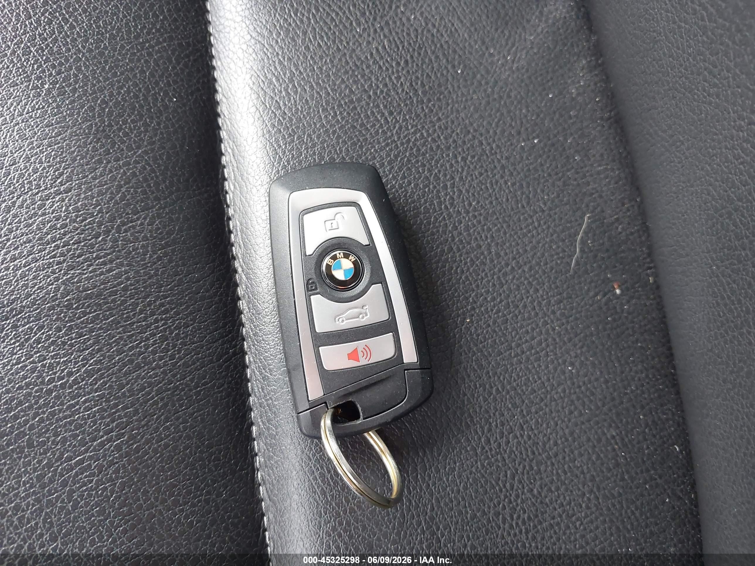 2015 Bmw X3 Xdrive28i Silver vin: 5UXWX9C5XF0D44818