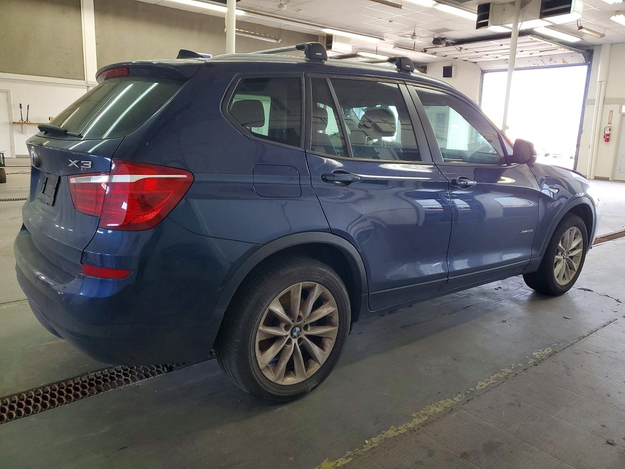 2015 Bmw X3 Xdrive28i Blue vin: 5UXWX9C5XF0D48738