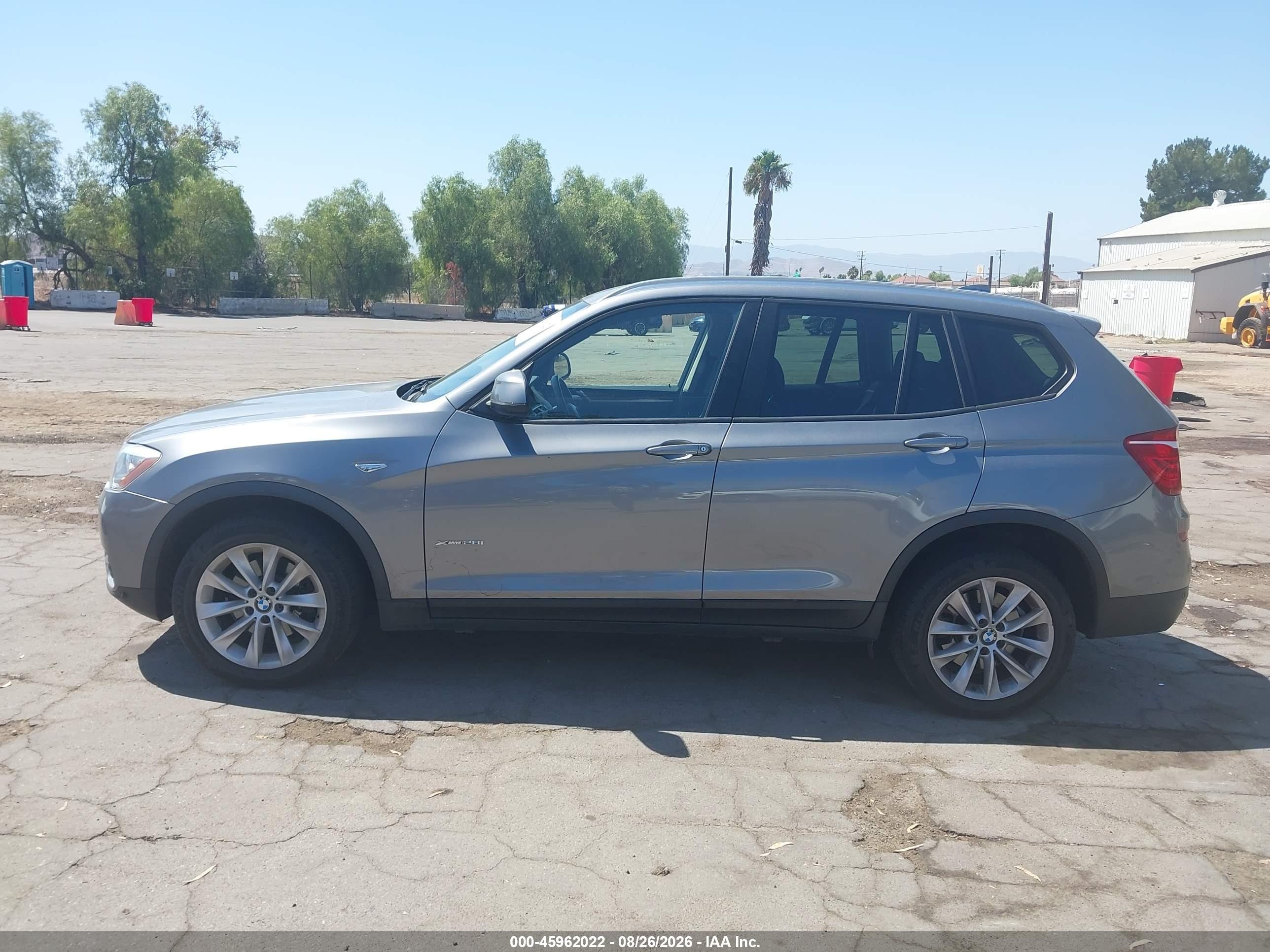 2015 Bmw X3 Xdrive28i Silver vin: 5UXWX9C5XF0D51137