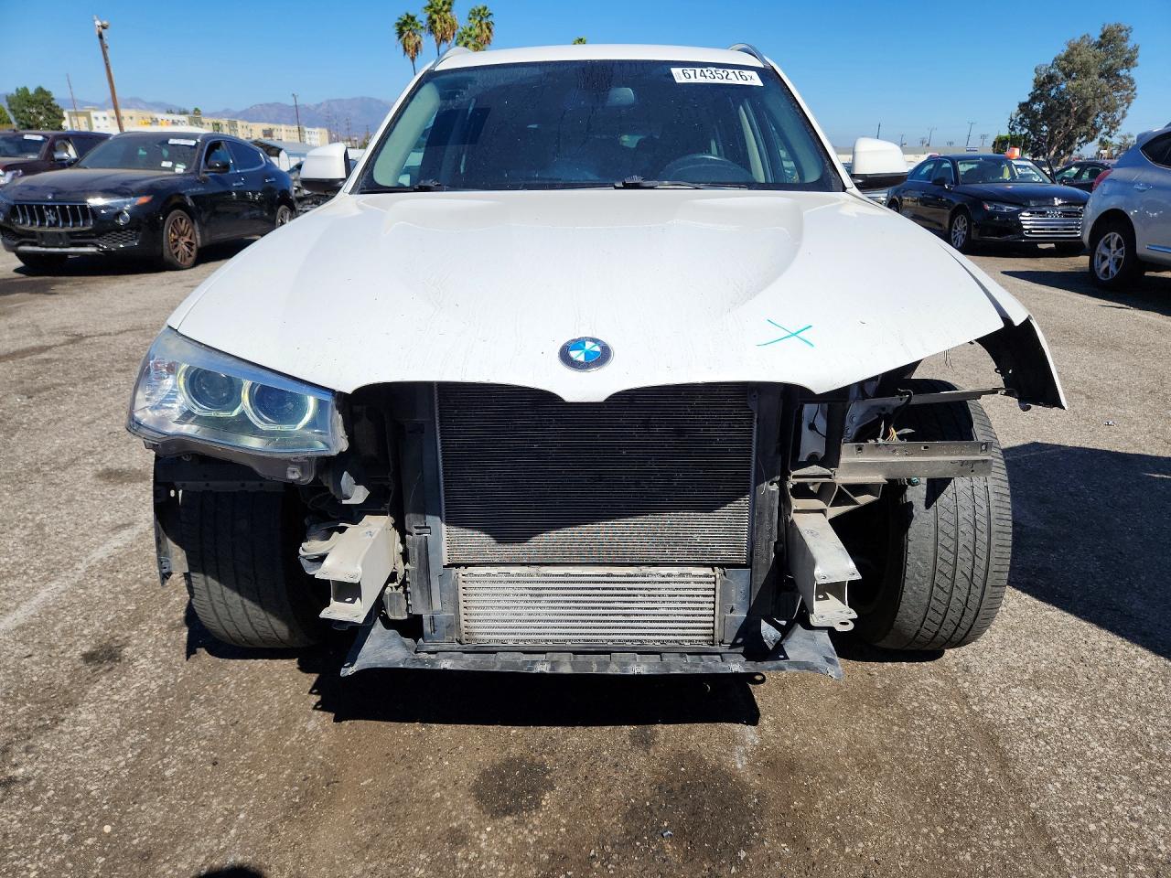 2015 Bmw X3 Xdrive28i White vin: 5UXWX9C5XF0D59528
