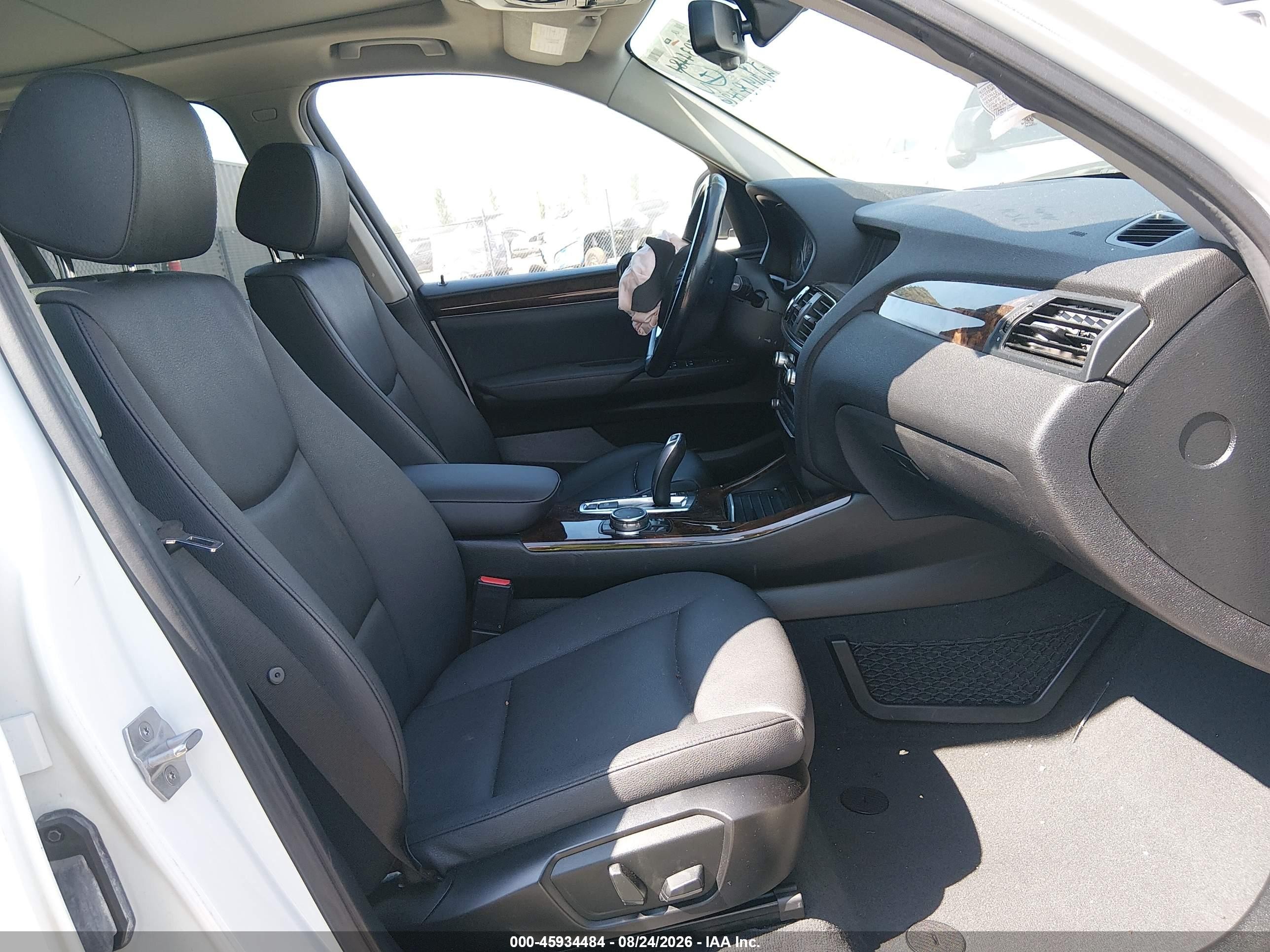 2016 Bmw X3 Xdrive28i Белый vin: 5UXWX9C5XG0D67307