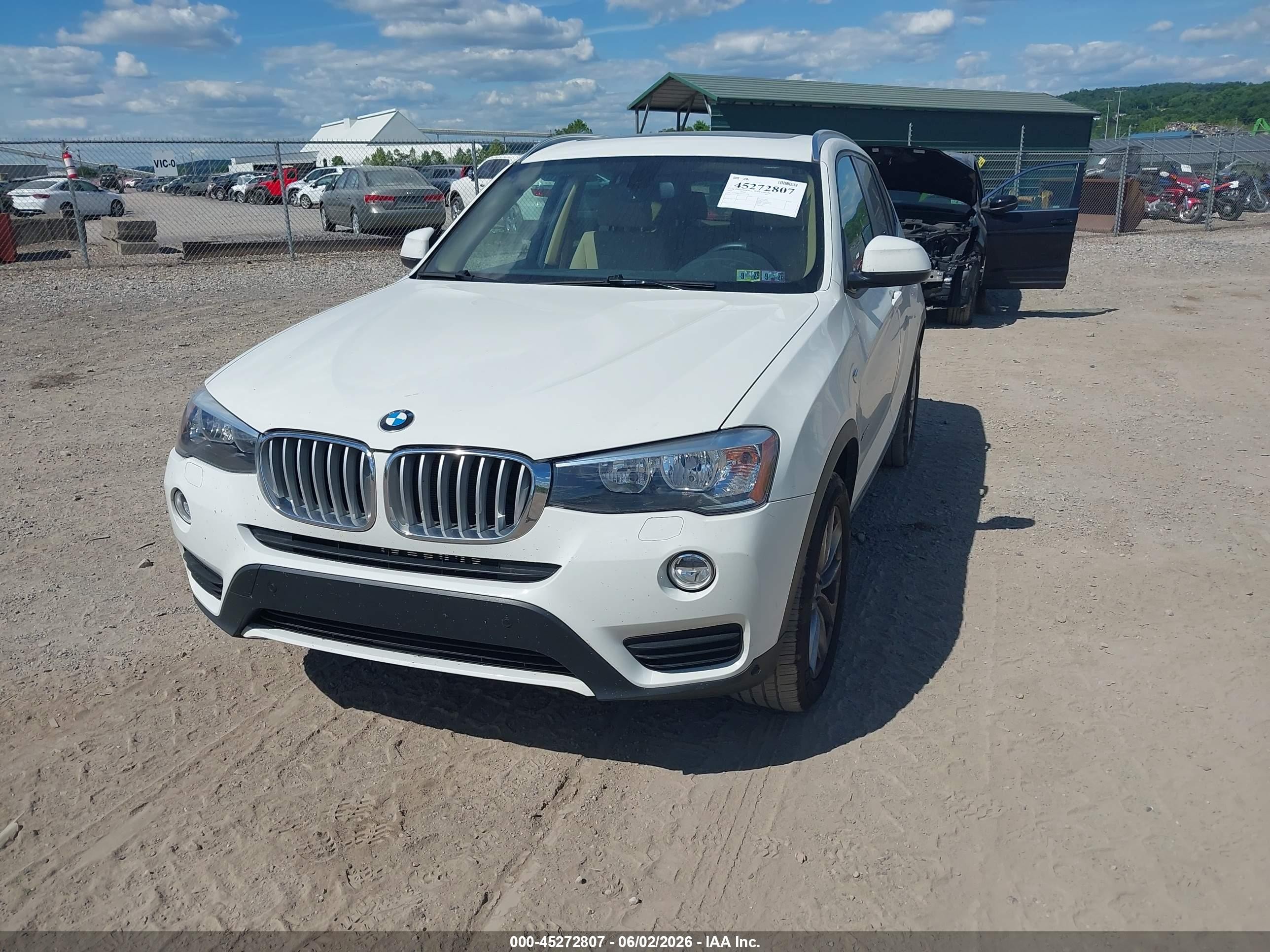 2016 Bmw X3 Xdrive28i Белый vin: 5UXWX9C5XG0D73270