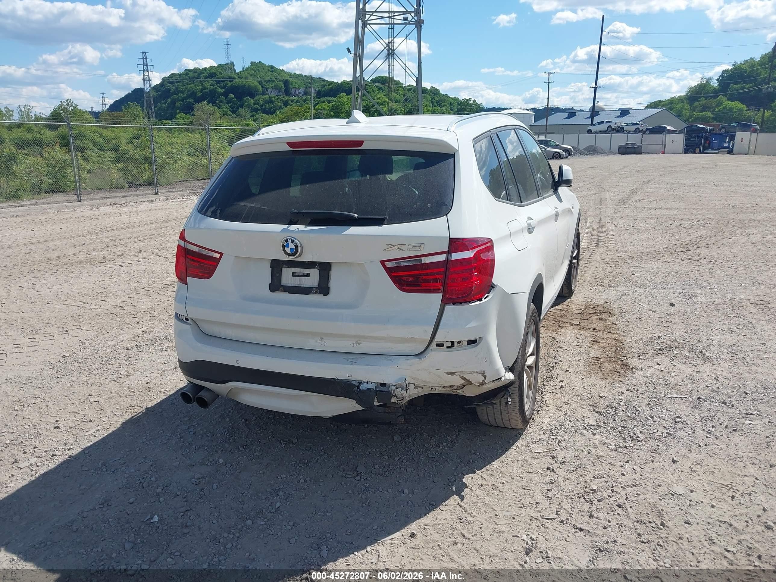 2016 Bmw X3 Xdrive28i Белый vin: 5UXWX9C5XG0D73270