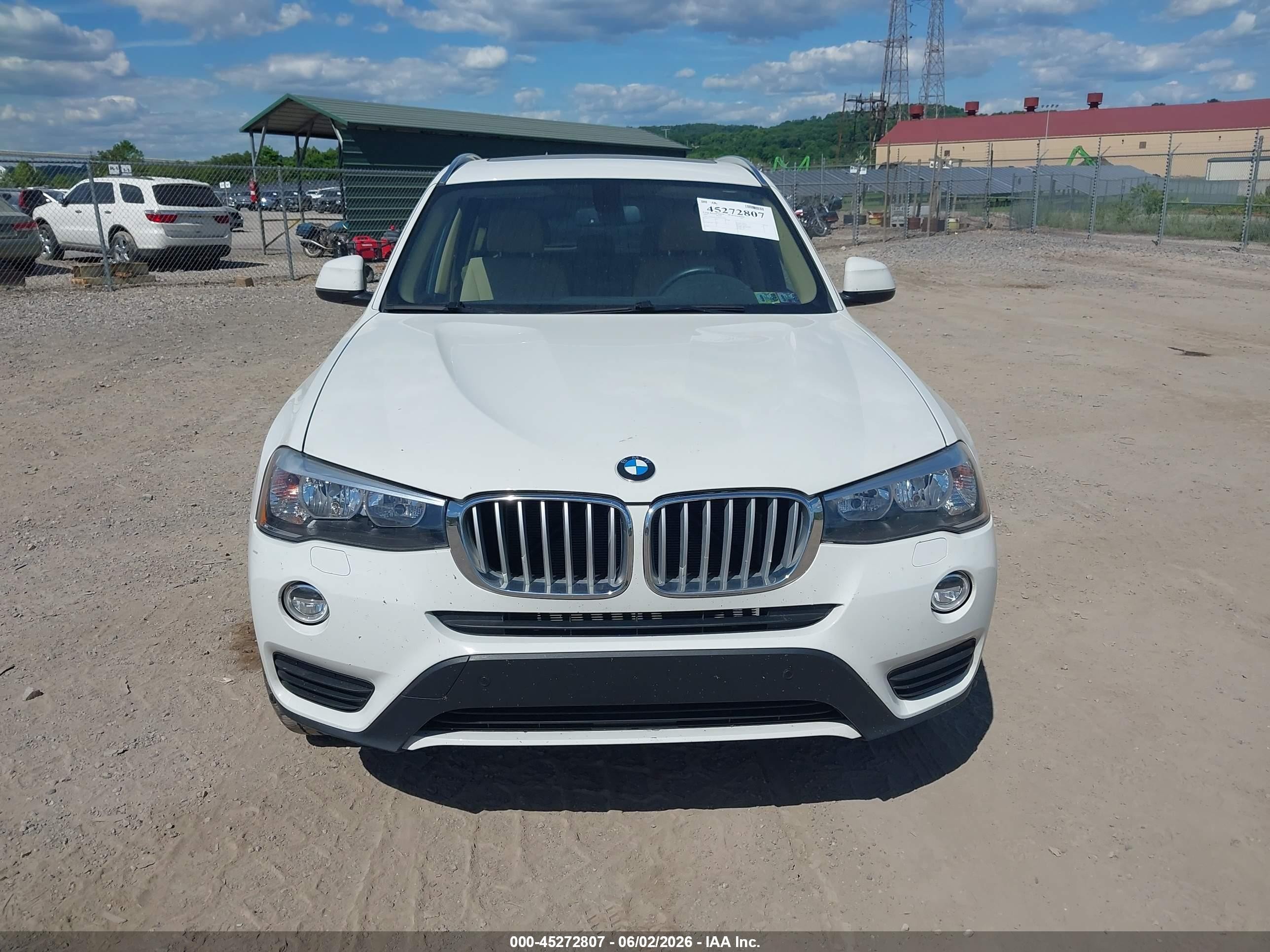 2016 Bmw X3 Xdrive28i Белый vin: 5UXWX9C5XG0D73270