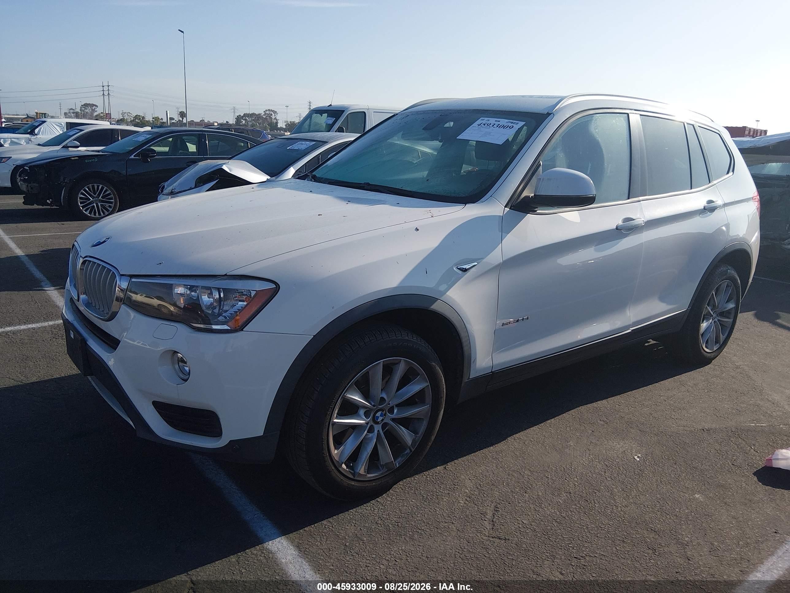 2017 Bmw X3 Sdrive28i Белый vin: 5UXWZ7C33H0V89392
