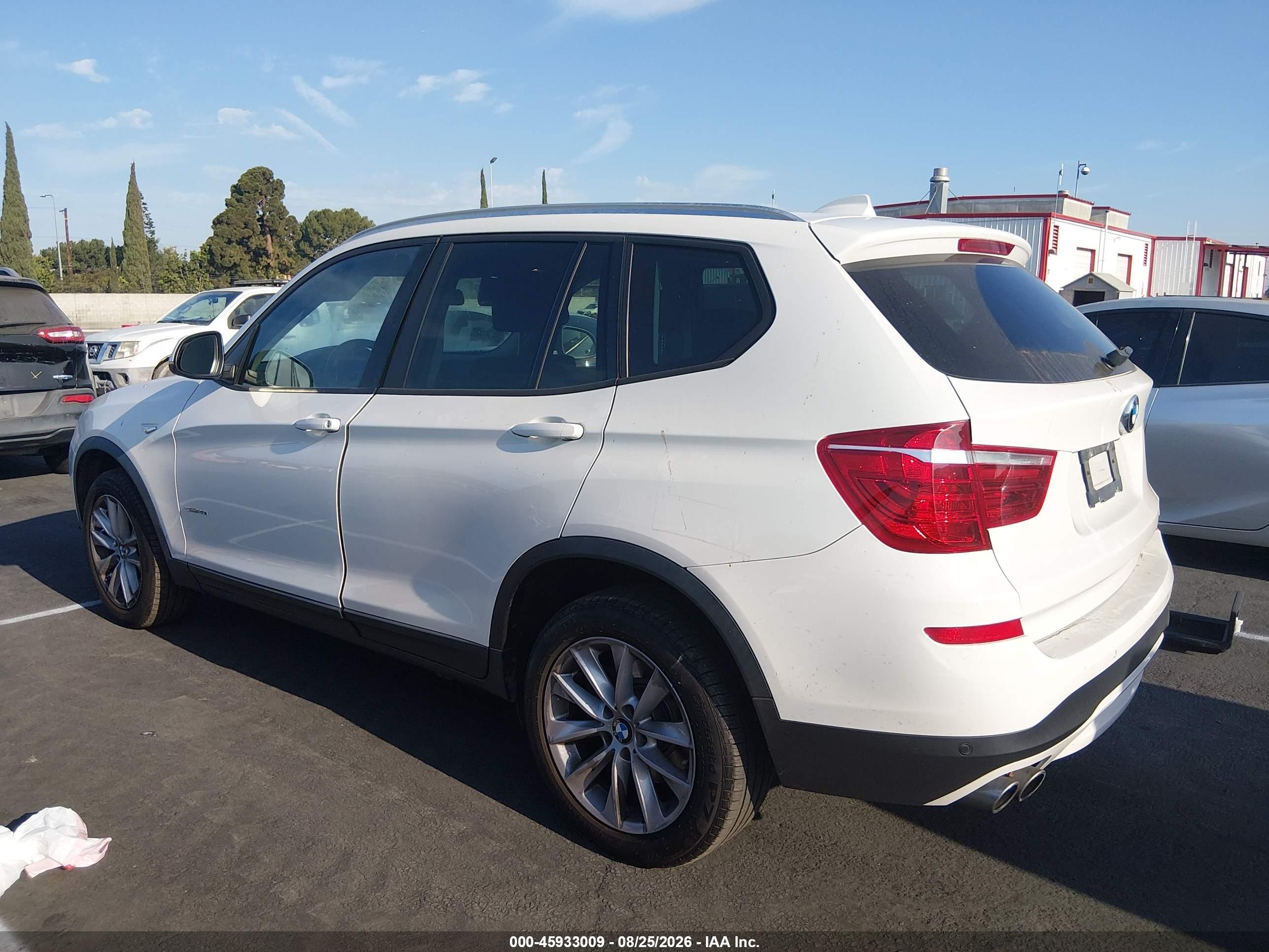 2017 Bmw X3 Sdrive28i Белый vin: 5UXWZ7C33H0V89392