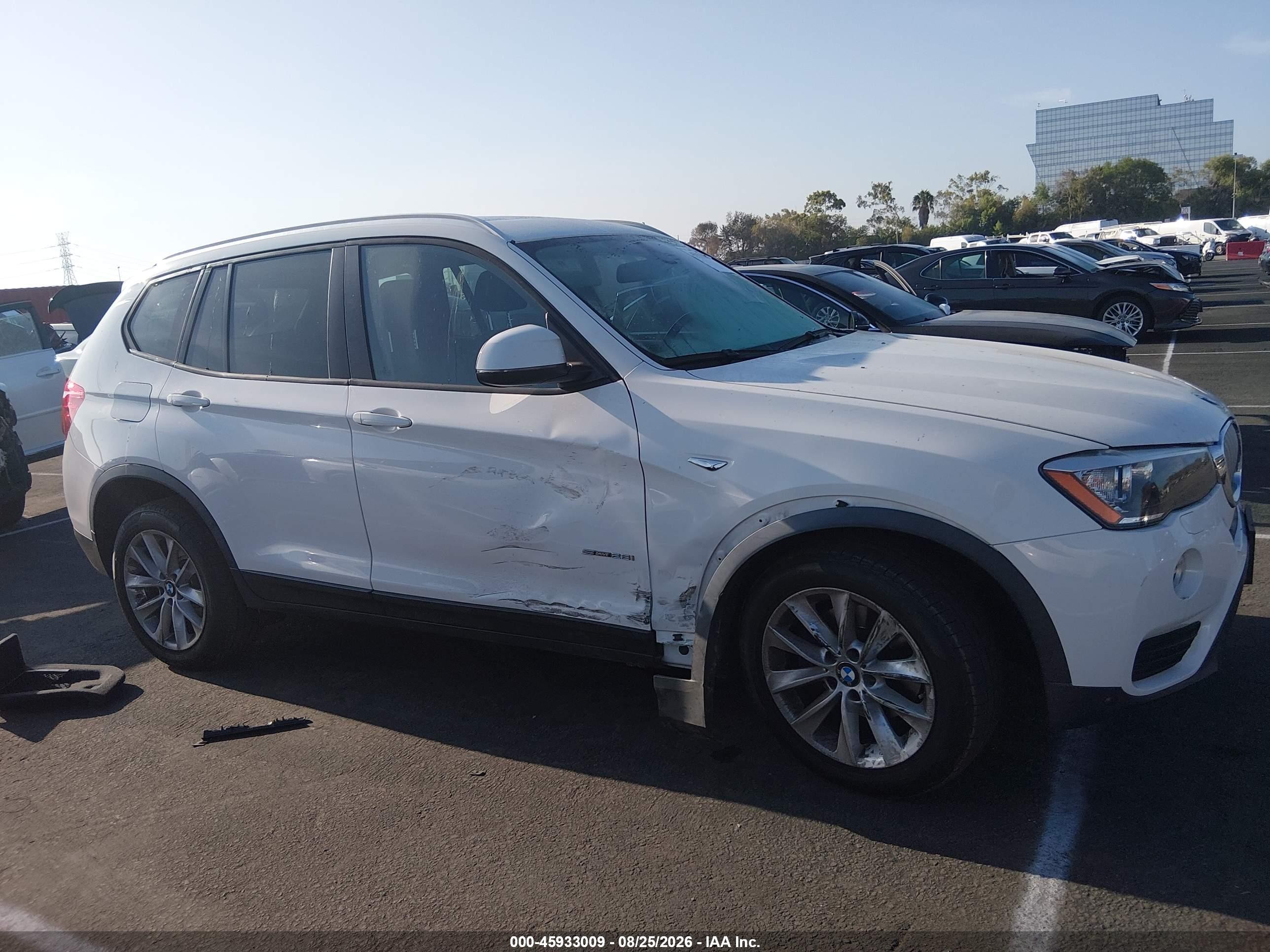 2017 Bmw X3 Sdrive28i Белый vin: 5UXWZ7C33H0V89392