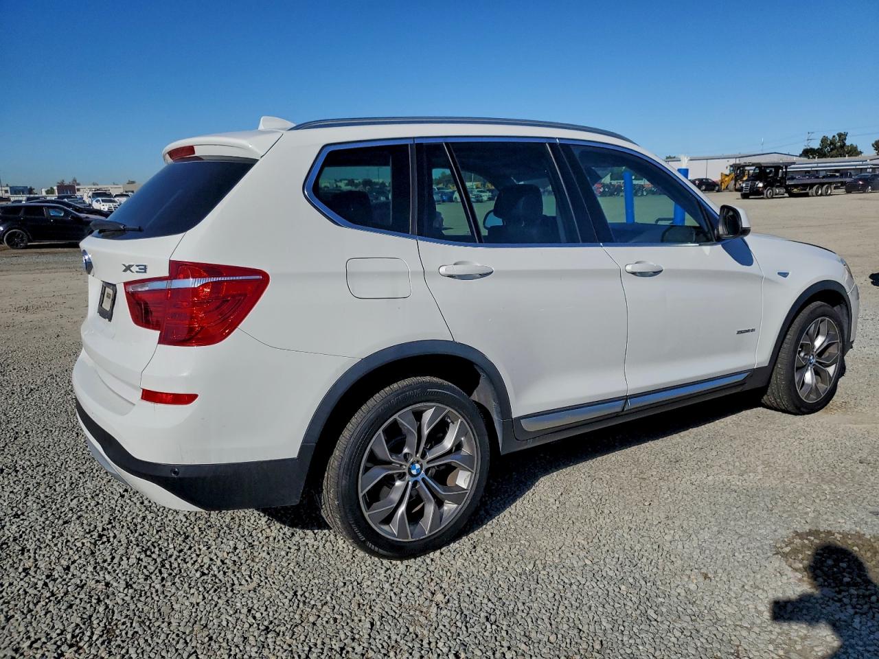 2015 Bmw X3 Sdrive28i White vin: 5UXWZ7C51F0F75654