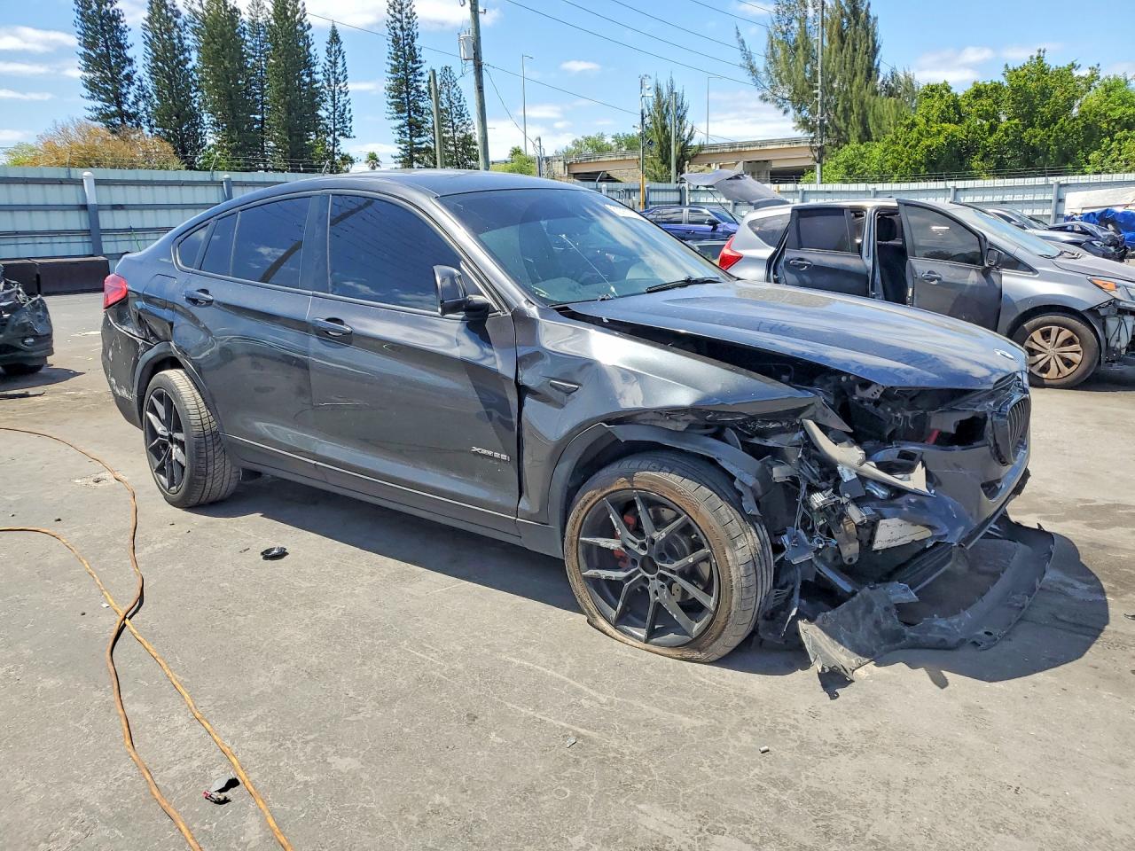 2015 Bmw X4 Xdrive28i Charcoal vin: 5UXXW3C53F0M87482
