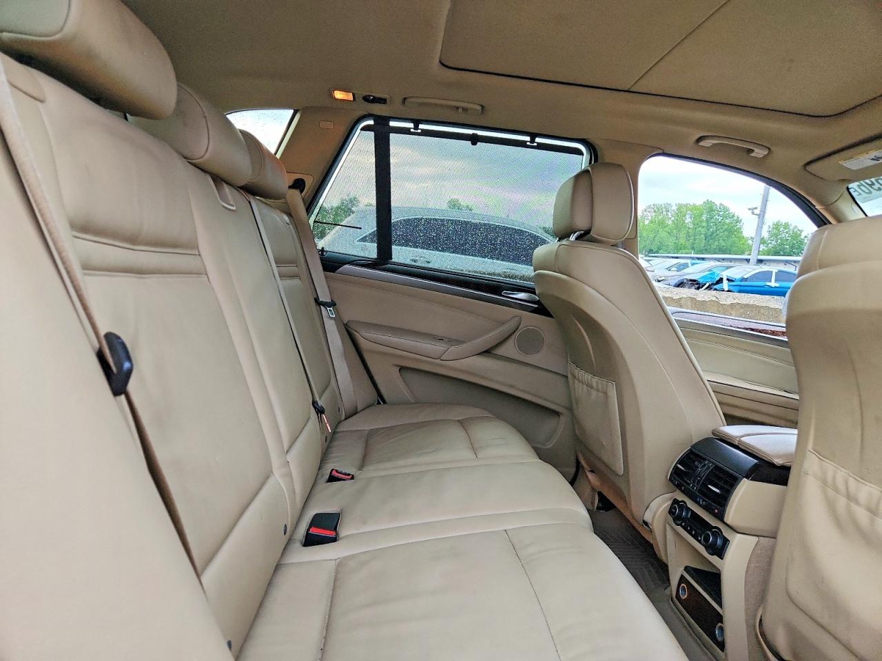 2013 Bmw X5 Xdrive35i White vin: 5UXZV4C50D0B03353