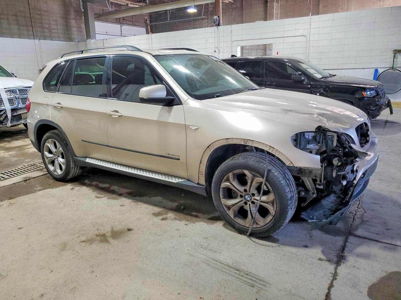 2013 Bmw X5 Xdrive35i Tan vin: 5UXZV4C50D0E12675