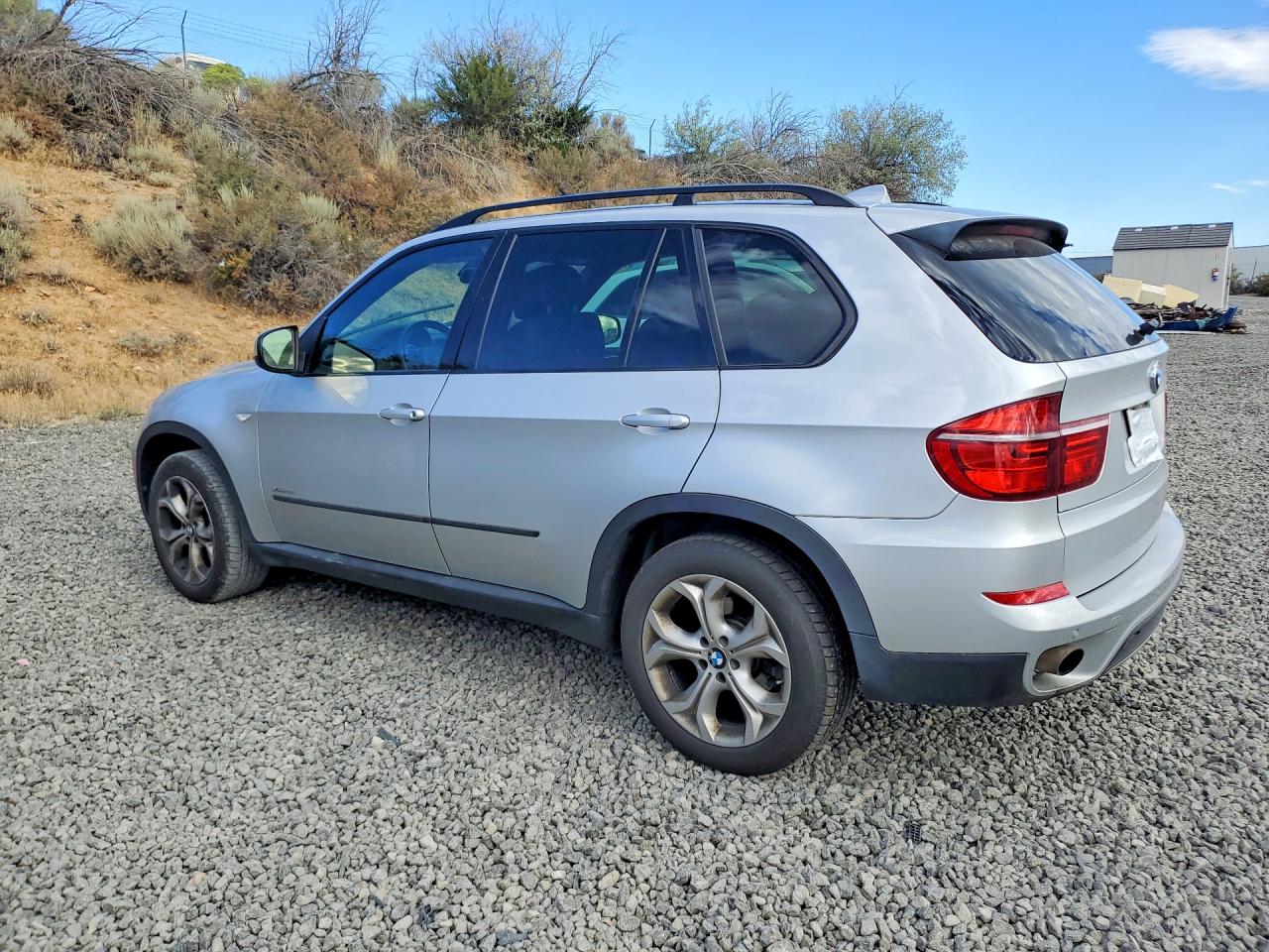 2013 Bmw X5 Xdrive35i Серебряный vin: 5UXZV4C50DL993607
