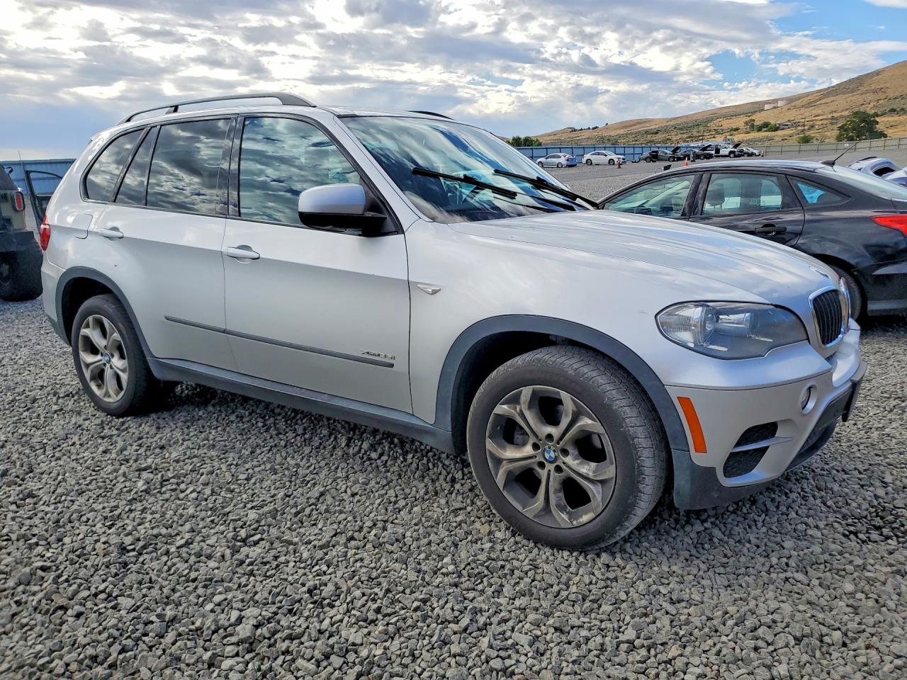 2013 Bmw X5 Xdrive35i Серебряный vin: 5UXZV4C50DL993607