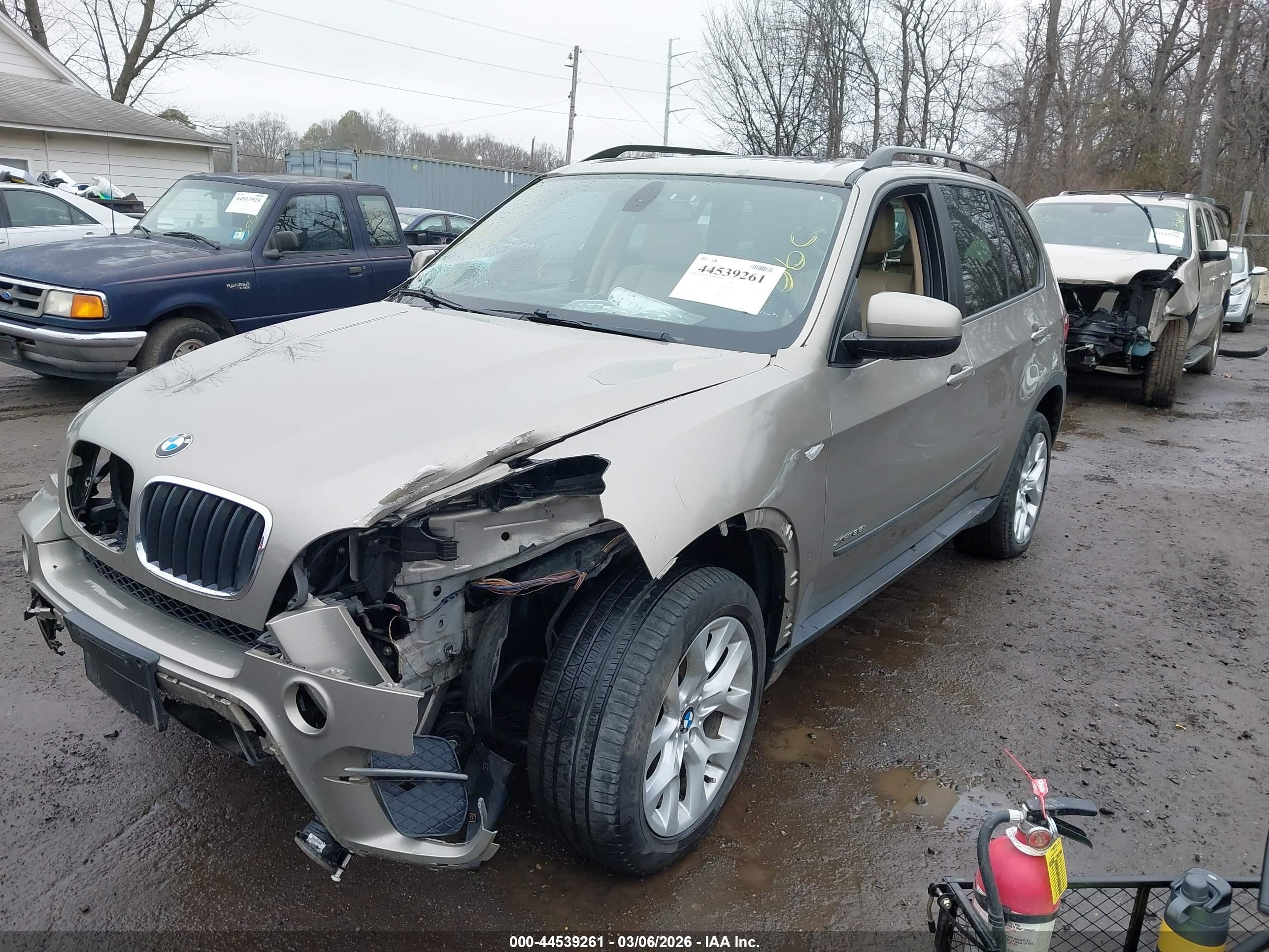 2012 Bmw X5 Xdrive35i/xdrive35i Premium/xdrive35i Sport Activity Золотой vin: 5UXZV4C51CL766067