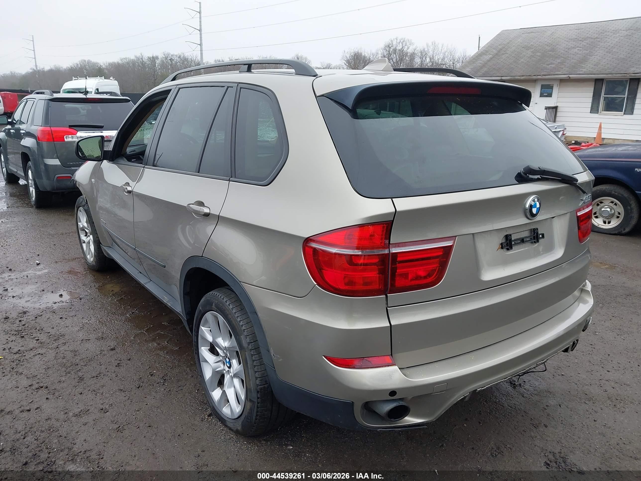 2012 Bmw X5 Xdrive35i/xdrive35i Premium/xdrive35i Sport Activity Золотой vin: 5UXZV4C51CL766067