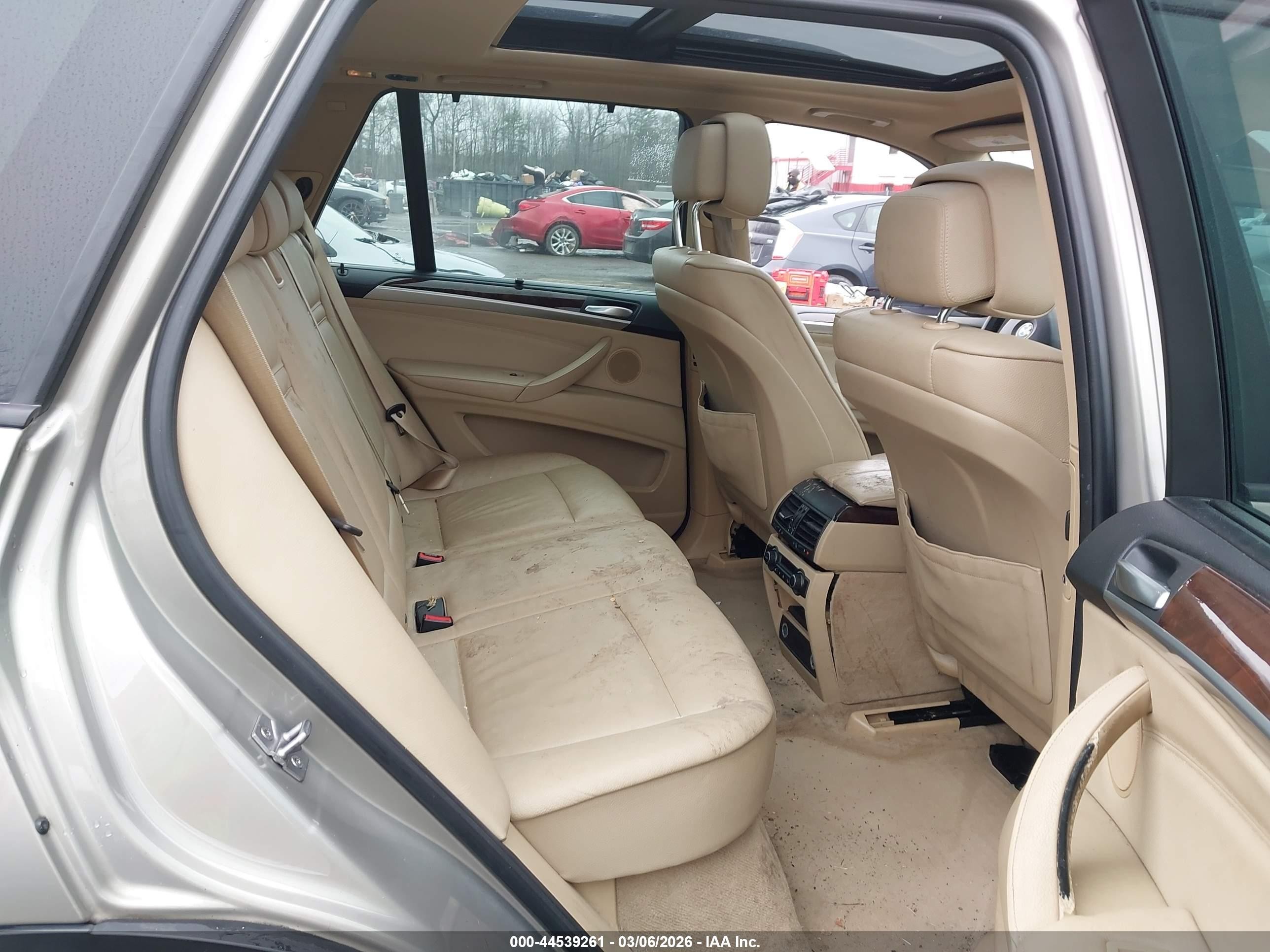 2012 Bmw X5 Xdrive35i/xdrive35i Premium/xdrive35i Sport Activity Золотой vin: 5UXZV4C51CL766067