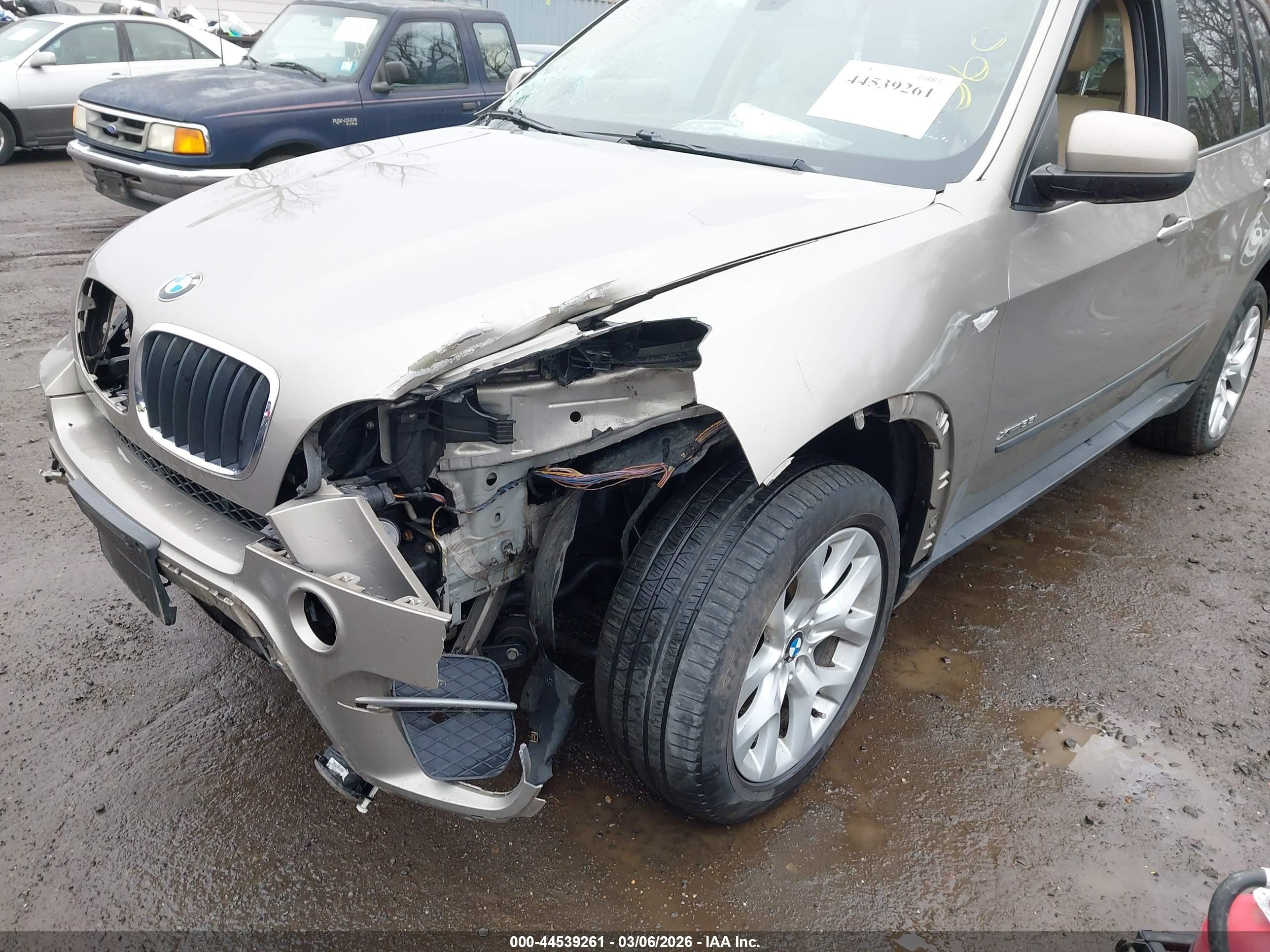 2012 Bmw X5 Xdrive35i/xdrive35i Premium/xdrive35i Sport Activity Золотой vin: 5UXZV4C51CL766067