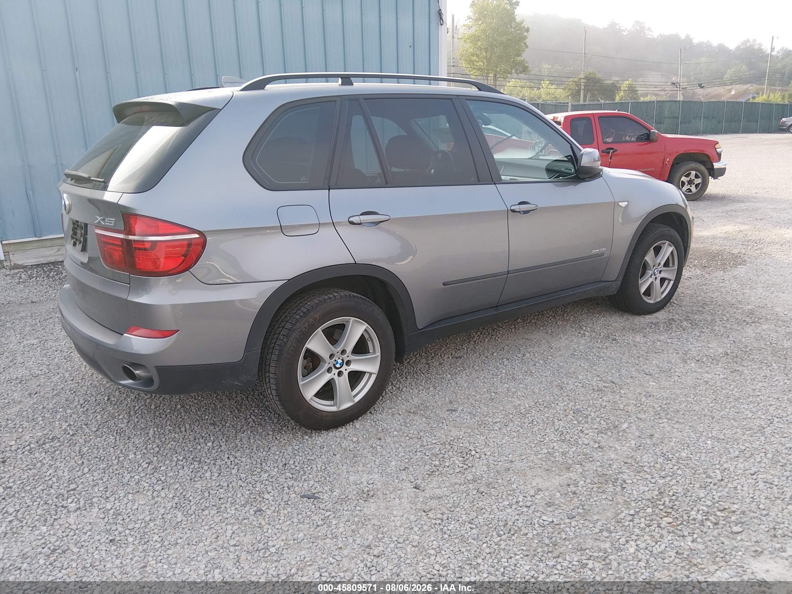 2013 Bmw X5 Xdrive35i/xdrive35i Premium/xdrive35i Sport Activity Silver vin: 5UXZV4C51D0B03734