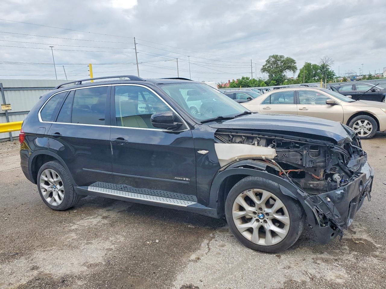 2013 Bmw X5 Xdrive35i Черный vin: 5UXZV4C51D0B06925
