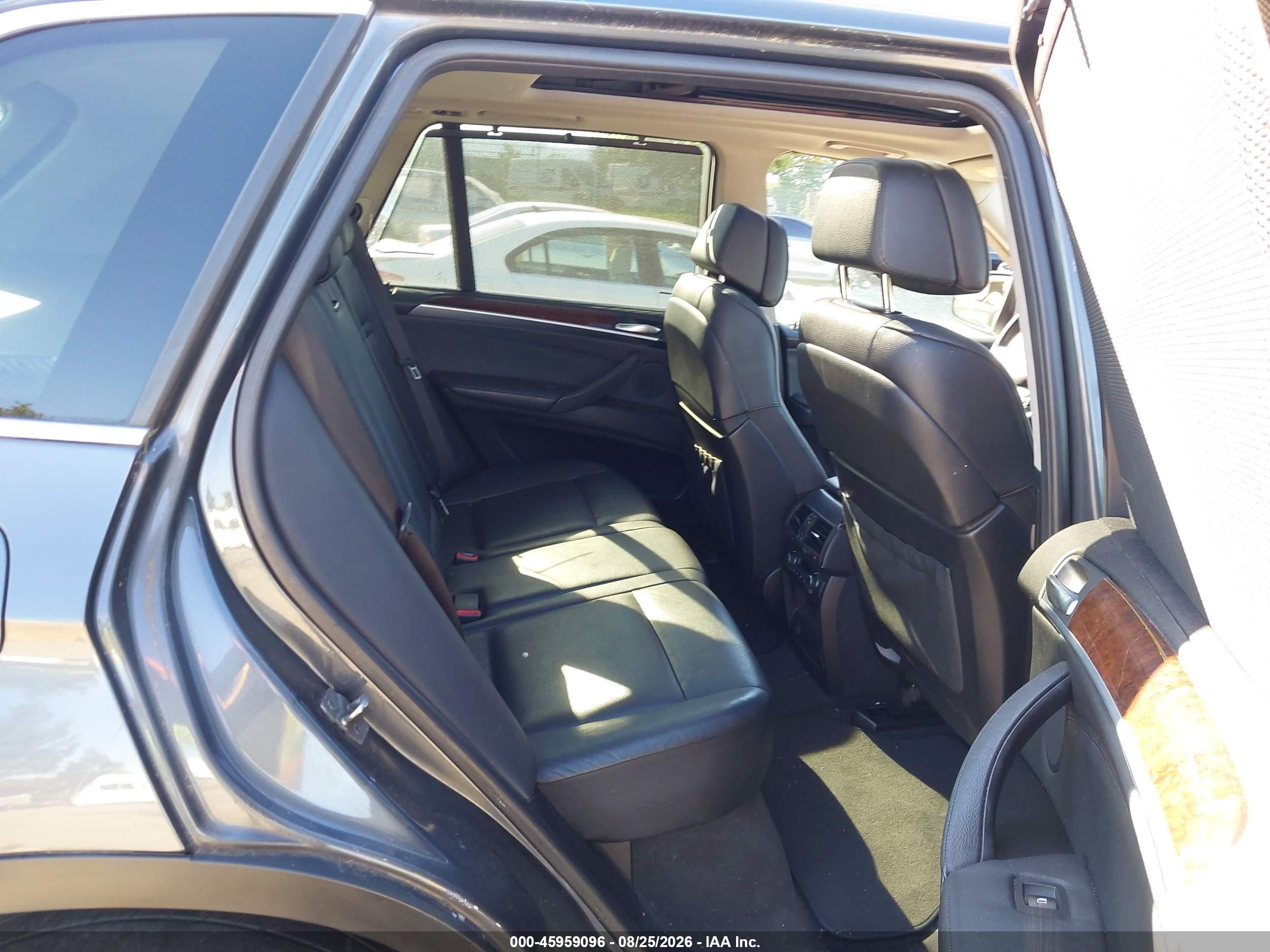 2013 Bmw X5 Xdrive35i/xdrive35i Premium/xdrive35i Sport Activity Gray vin: 5UXZV4C51D0B07332