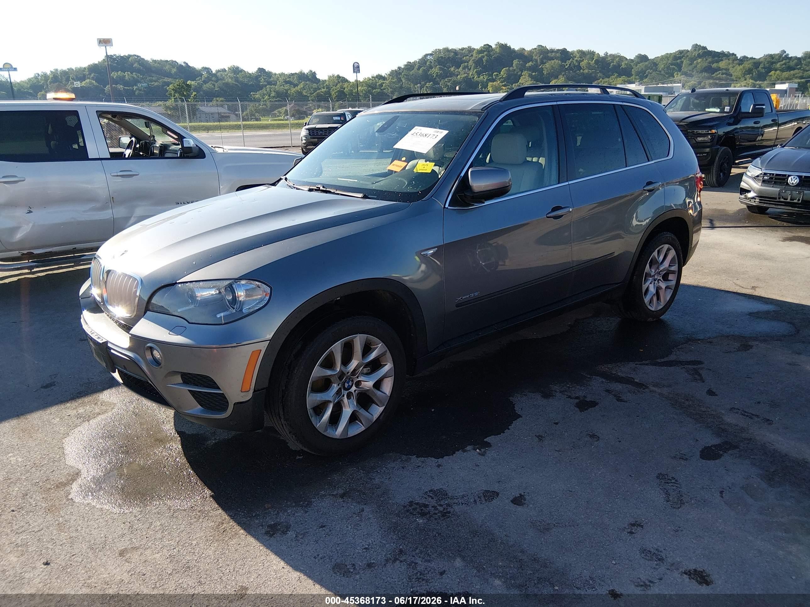 2013 Bmw X5 Xdrive35i/xdrive35i Premium/xdrive35i Sport Activity Серый vin: 5UXZV4C51D0B13647