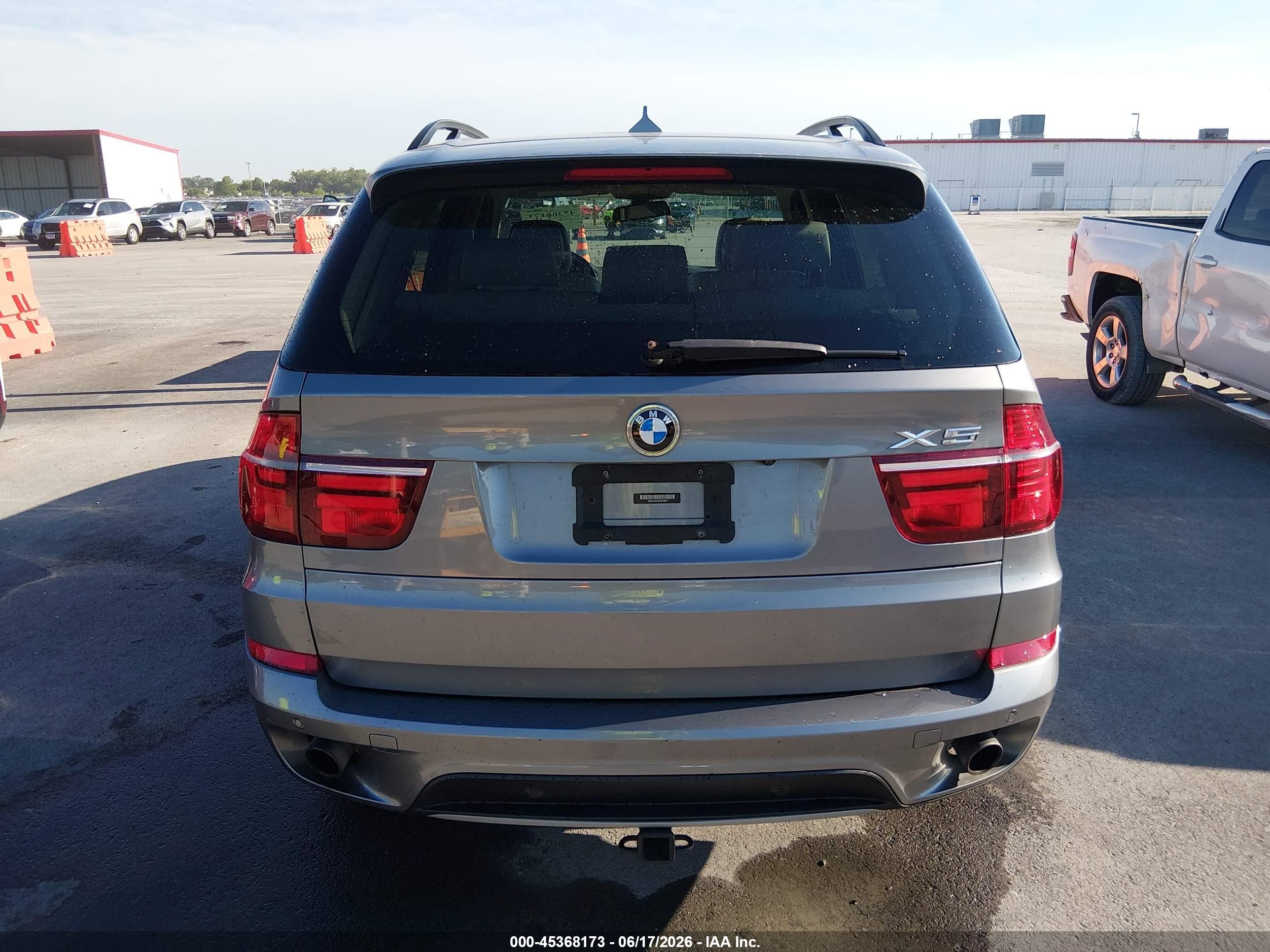 2013 Bmw X5 Xdrive35i/xdrive35i Premium/xdrive35i Sport Activity Серый vin: 5UXZV4C51D0B13647