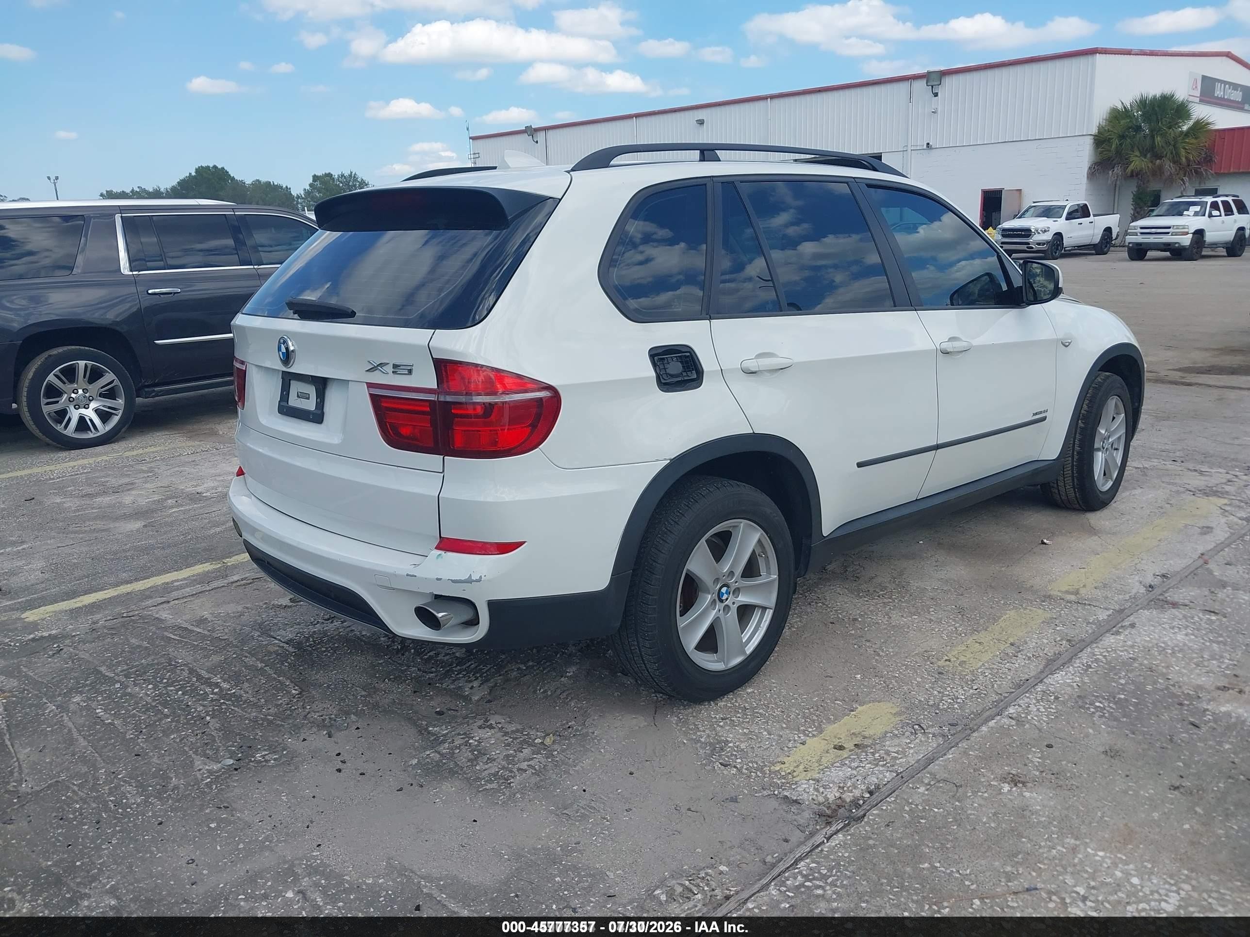 2013 Bmw X5 Xdrive35i/xdrive35i Premium/xdrive35i Sport Activity White vin: 5UXZV4C51D0E07341