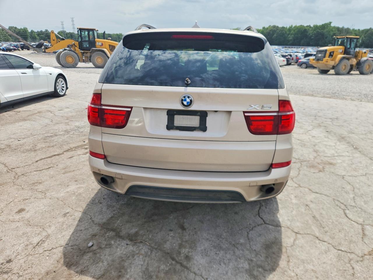 2013 Bmw X5 Xdrive35i Cream vin: 5UXZV4C51D0G55444