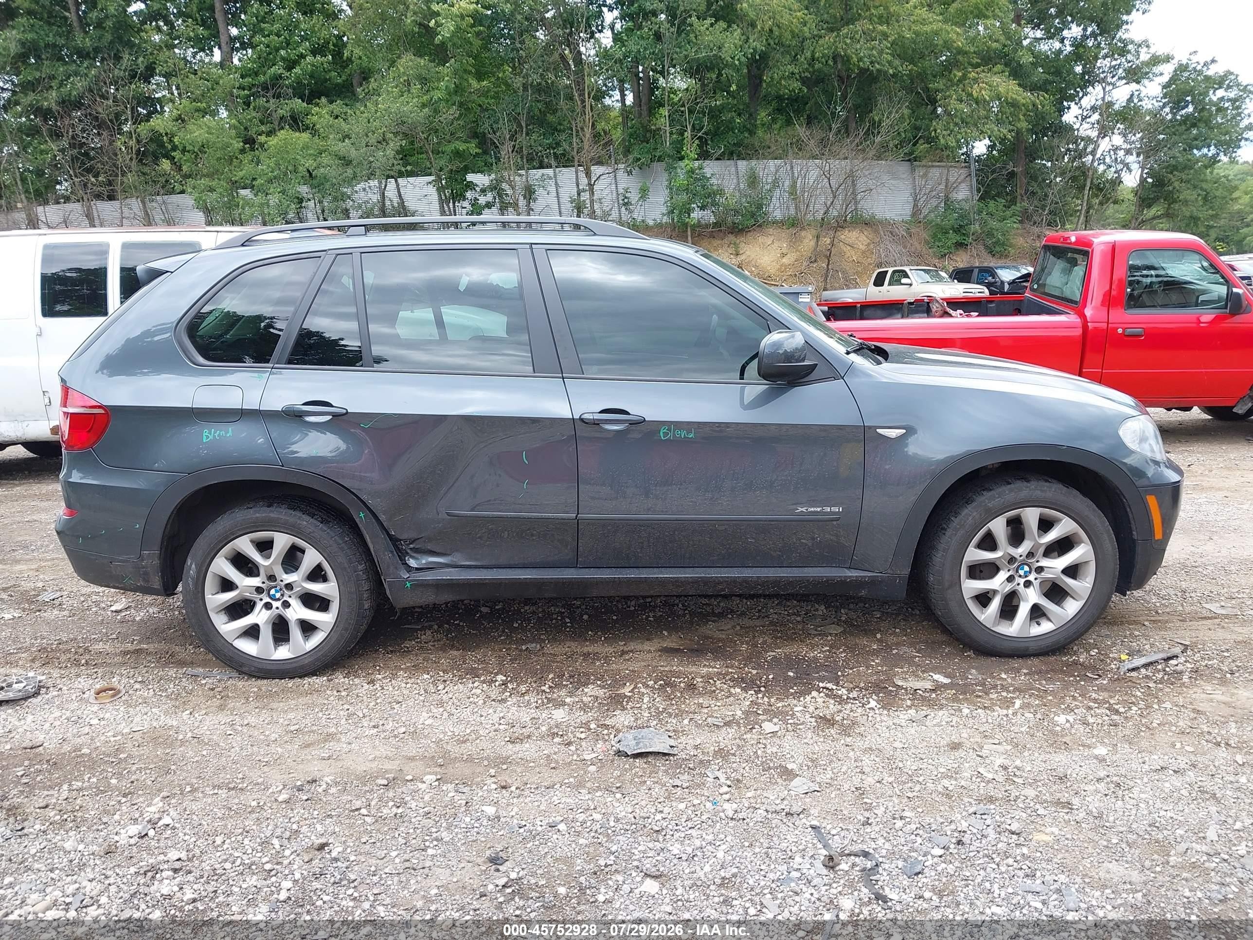 2011 Bmw X5 Xdrive35i/xdrive35i Premium/xdrive35i Sport Activity Серый vin: 5UXZV4C52BLL58367
