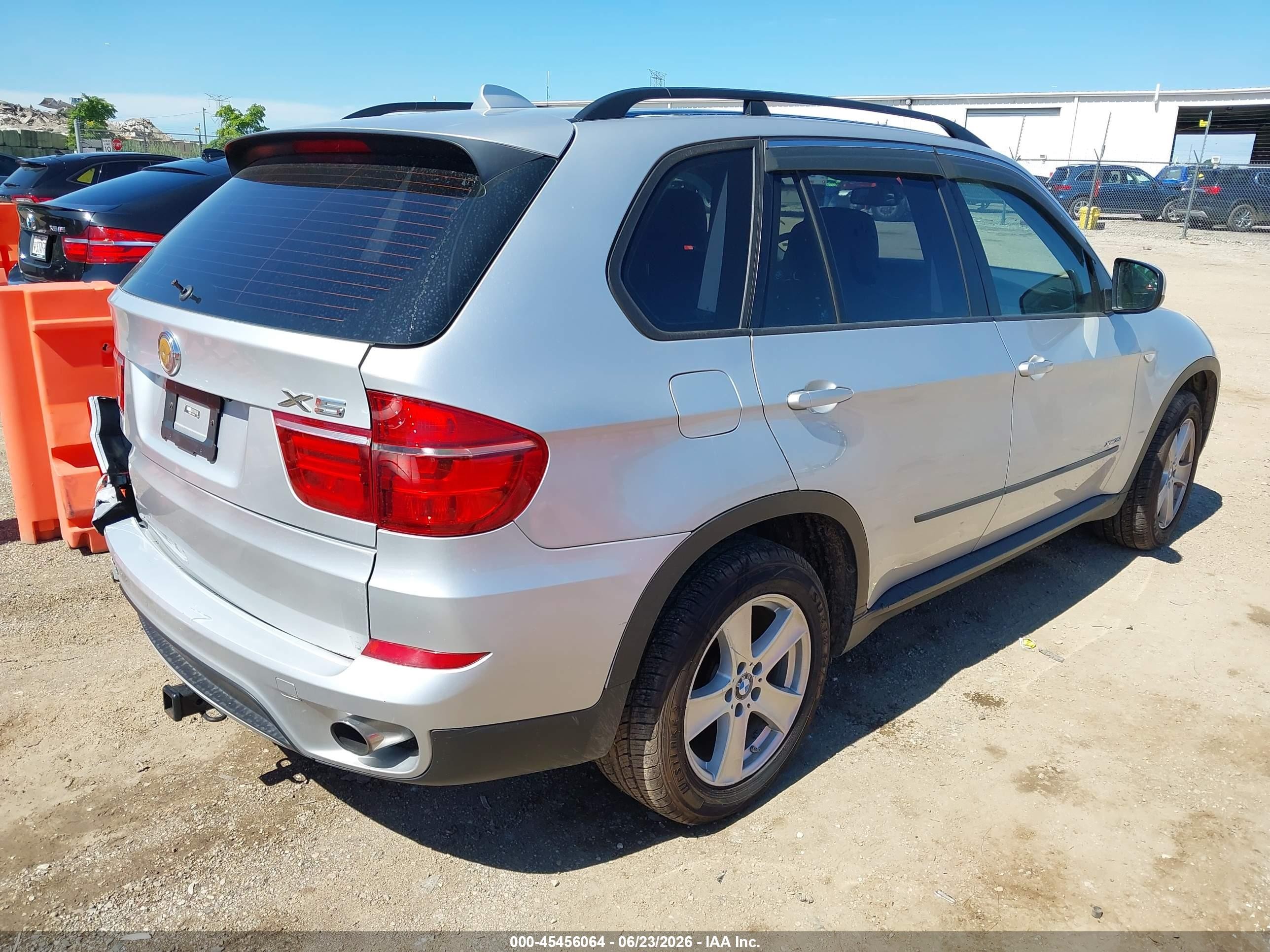2013 Bmw X5 Xdrive35i/xdrive35i Premium/xdrive35i Sport Activity Silver vin: 5UXZV4C52D0B05895