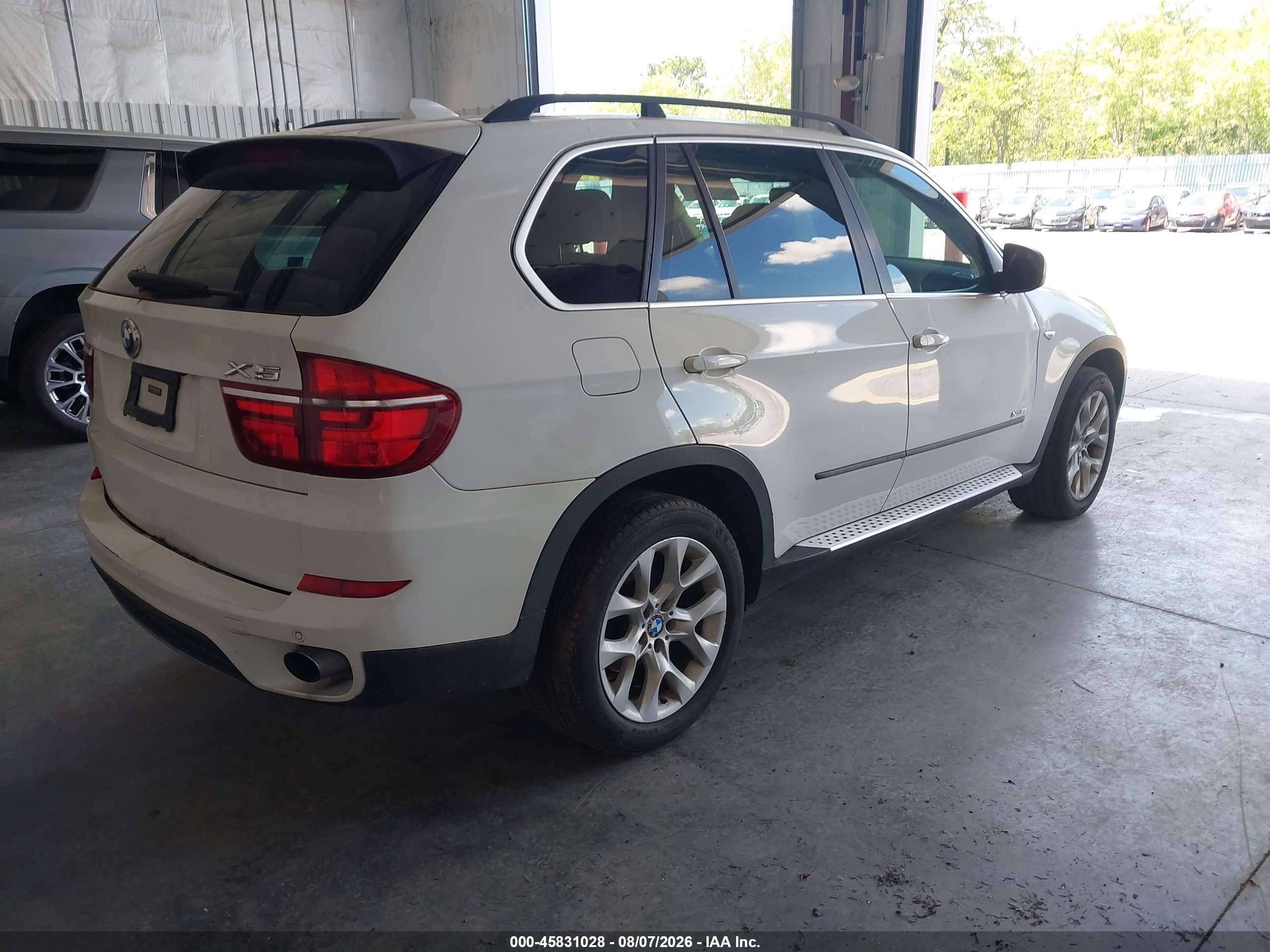 2013 Bmw X5 Xdrive35i/xdrive35i Premium/xdrive35i Sport Activity Белый vin: 5UXZV4C52D0B13124