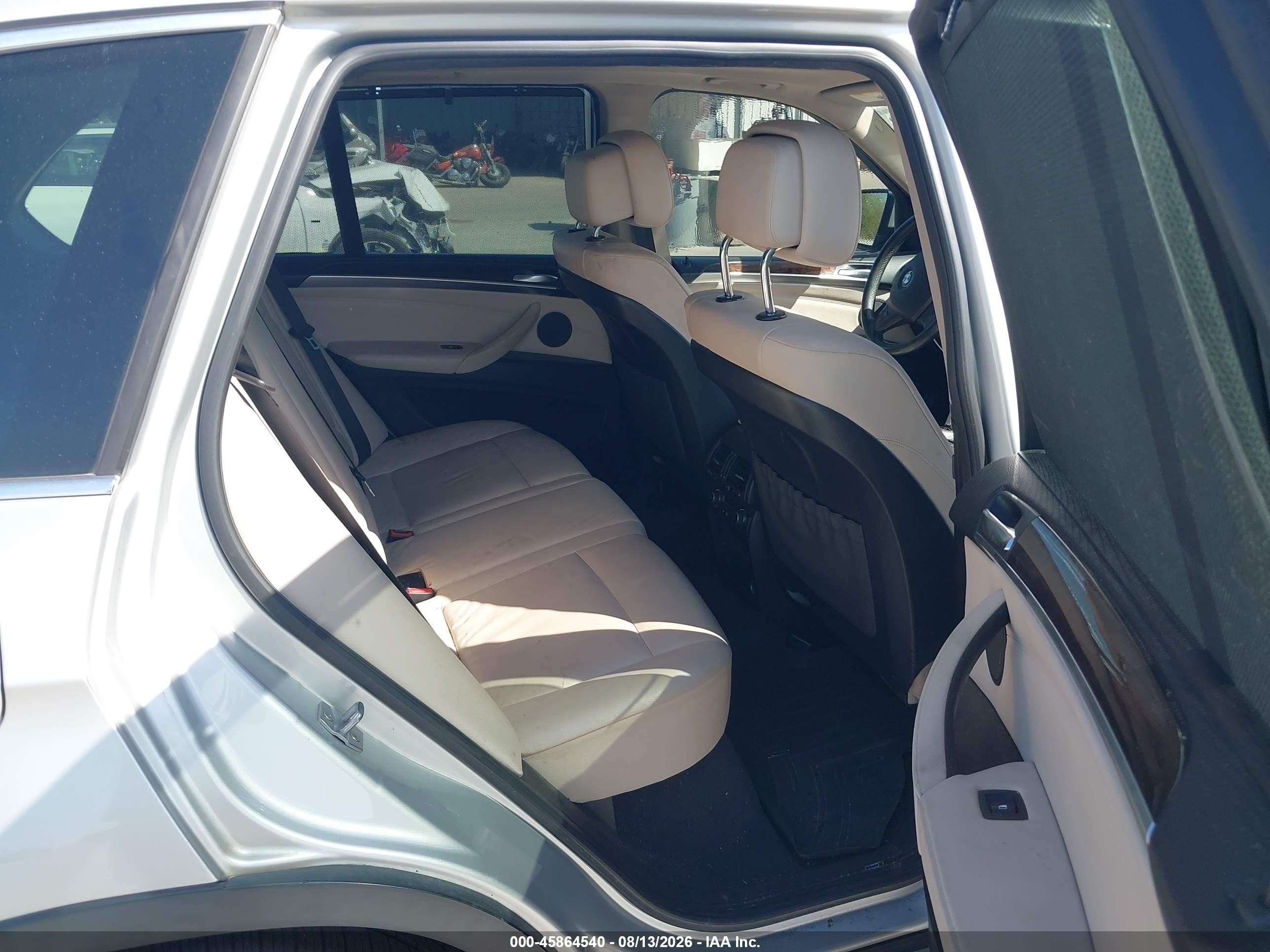 2013 Bmw X5 Xdrive35i/xdrive35i Premium/xdrive35i Sport Activity Silver vin: 5UXZV4C52D0E06327