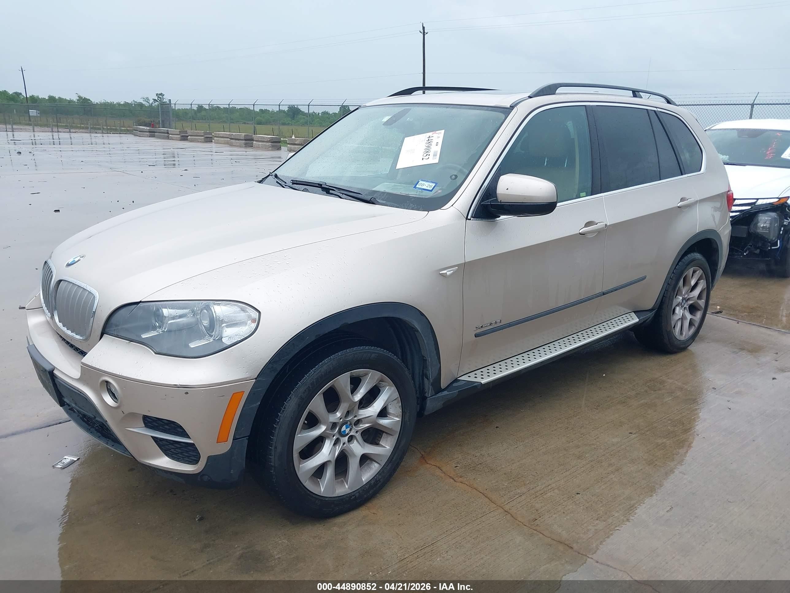 2013 Bmw X5 Xdrive35i/xdrive35i Premium/xdrive35i Sport Activity Gold vin: 5UXZV4C52D0E11348
