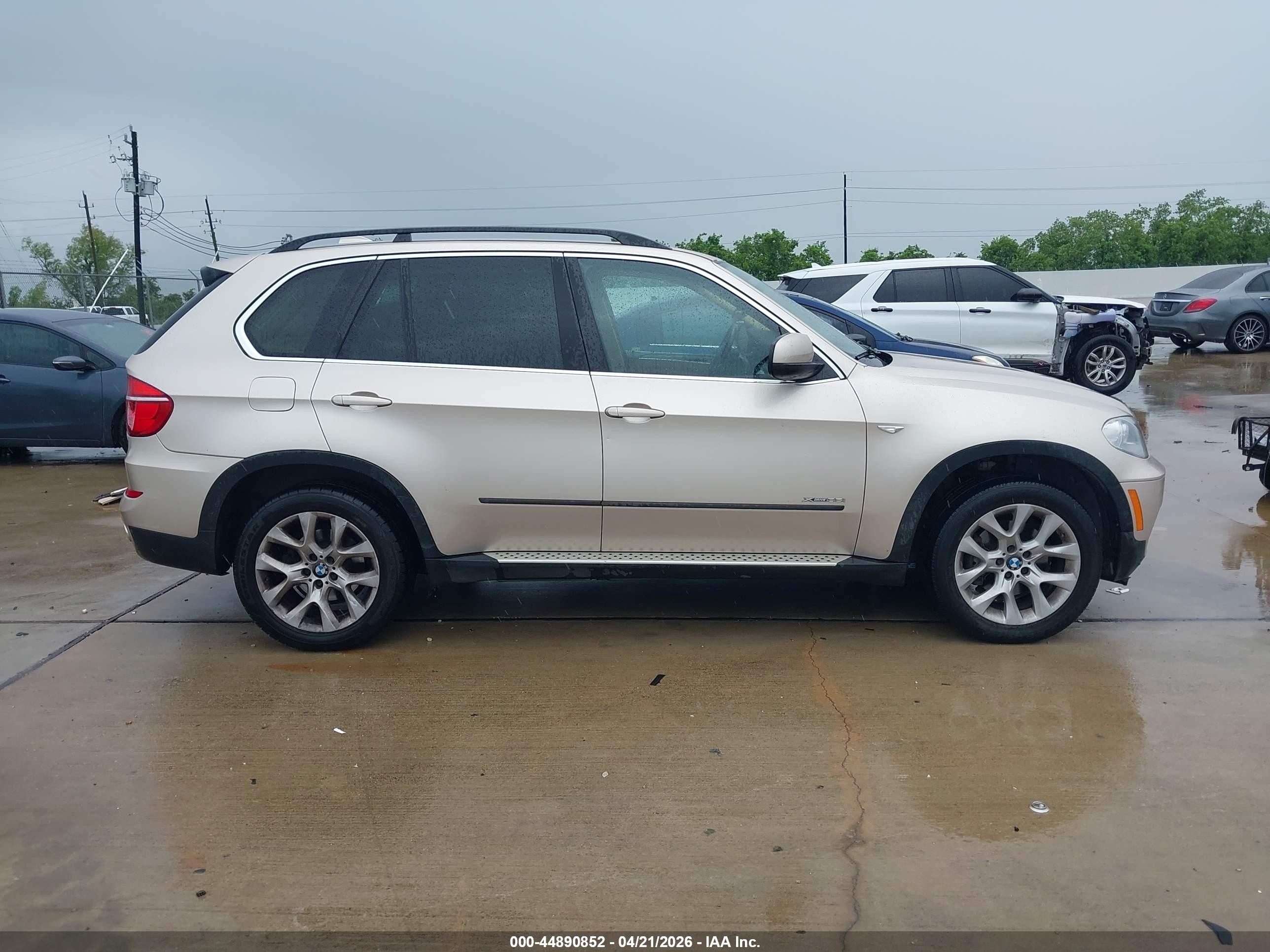 2013 Bmw X5 Xdrive35i/xdrive35i Premium/xdrive35i Sport Activity Gold vin: 5UXZV4C52D0E11348