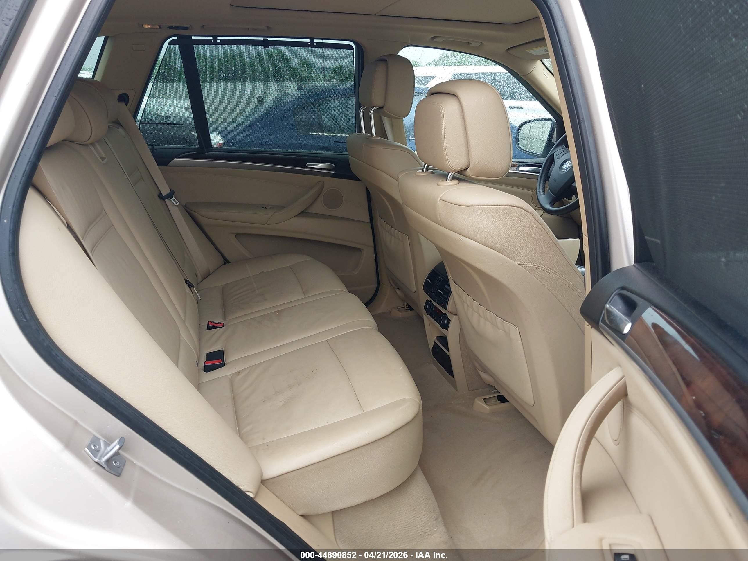 2013 Bmw X5 Xdrive35i/xdrive35i Premium/xdrive35i Sport Activity Gold vin: 5UXZV4C52D0E11348
