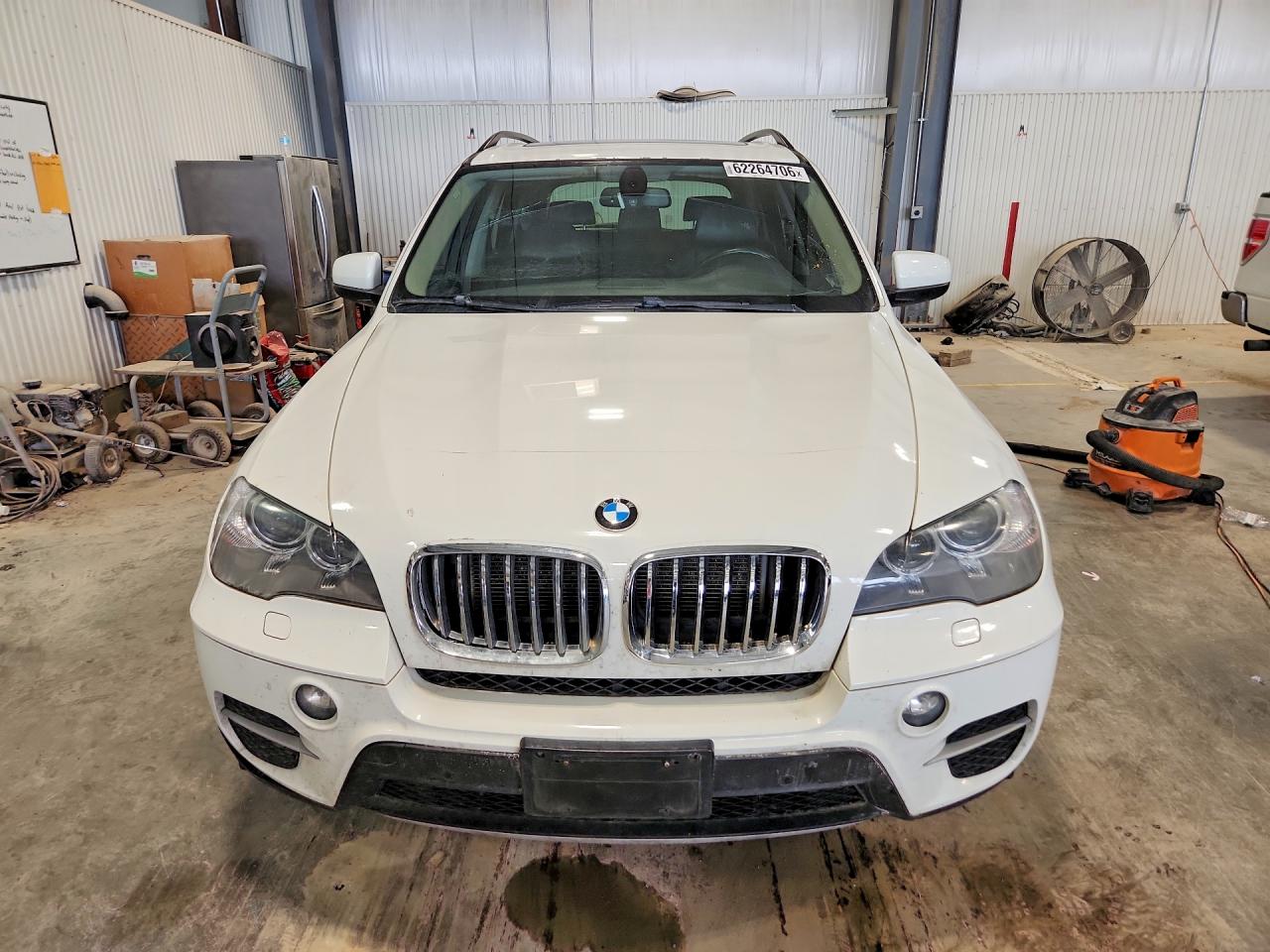 2013 Bmw X5 Xdrive35i Белый vin: 5UXZV4C52D0G51905