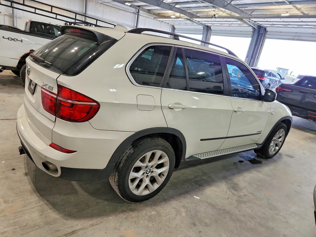 2013 Bmw X5 Xdrive35i Белый vin: 5UXZV4C52D0G51905