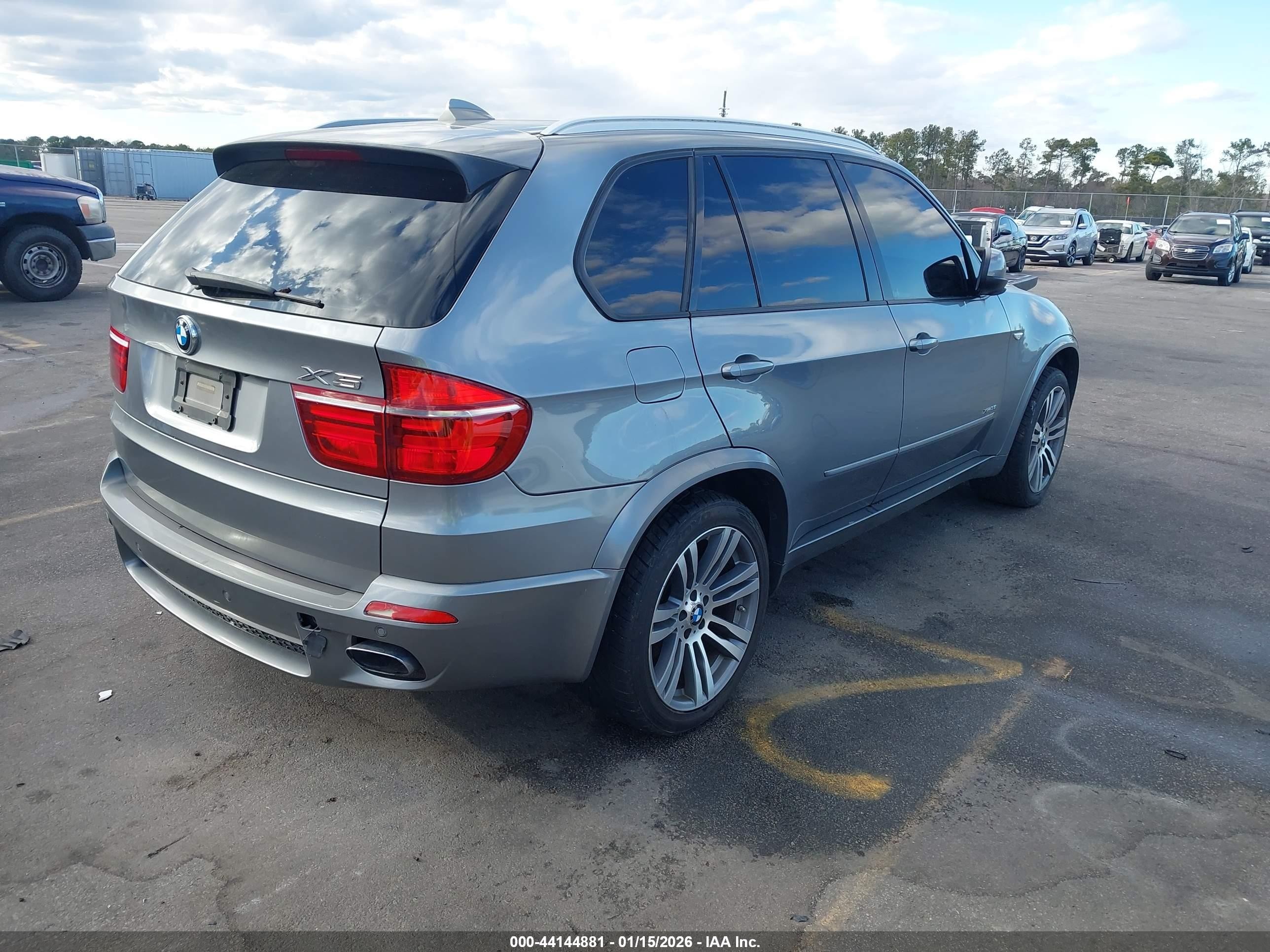 2011 Bmw X5 Xdrive35i/xdrive35i Premium/xdrive35i Sport Activity Серый vin: 5UXZV4C53BL413263
