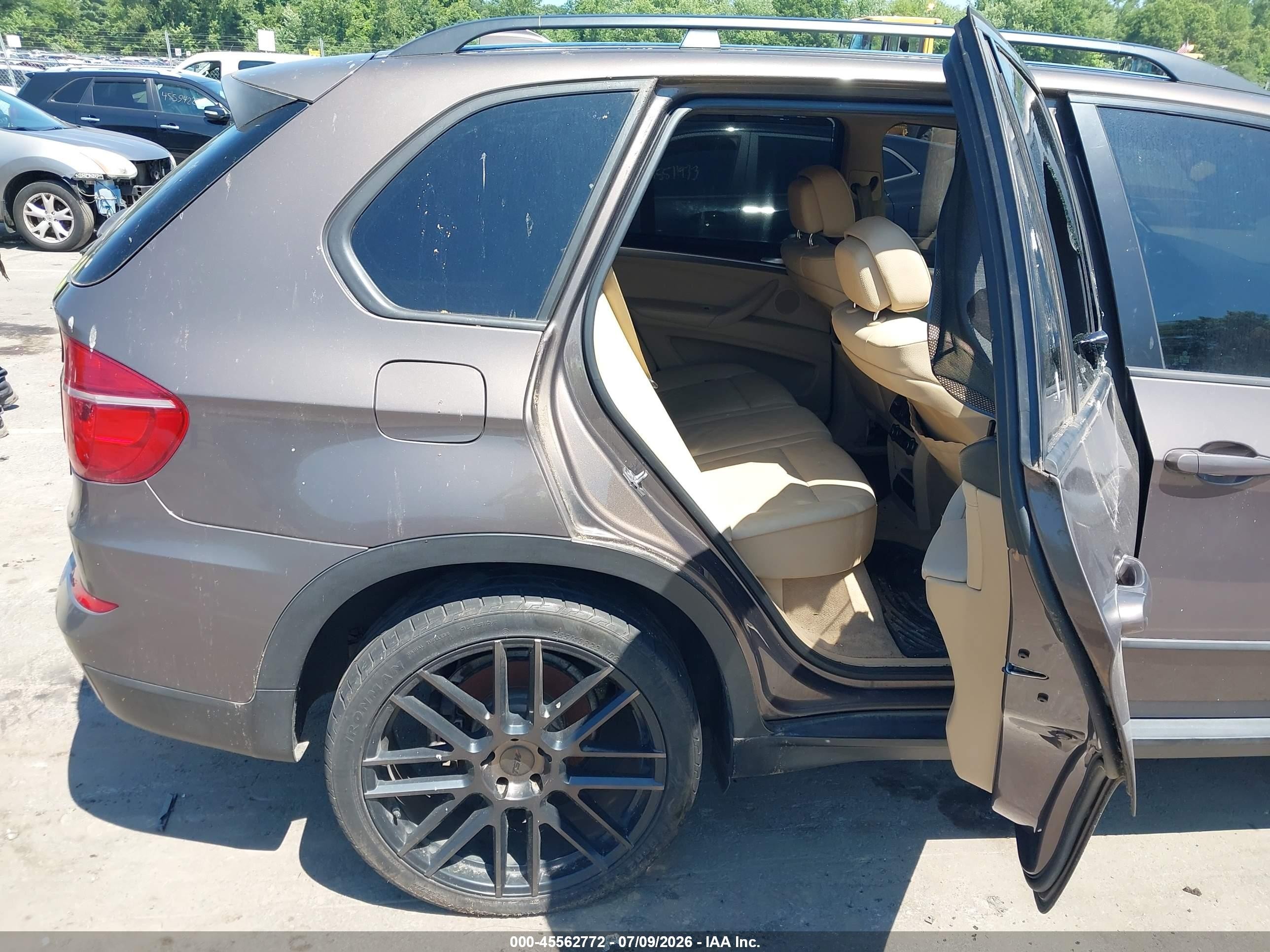 2012 Bmw X5 Xdrive35i/xdrive35i Premium/xdrive35i Sport Activity Brown vin: 5UXZV4C53CL747665