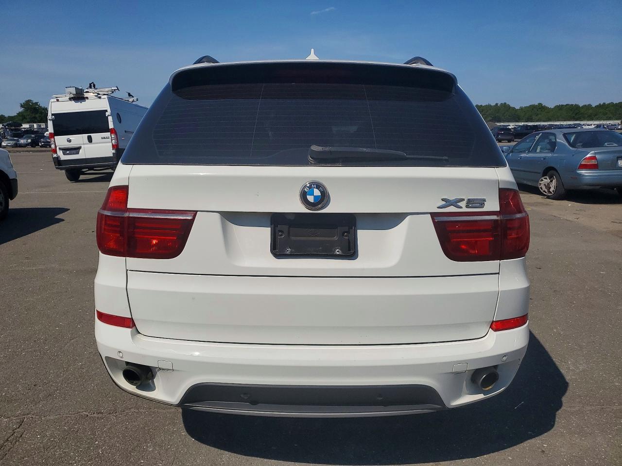 2012 Bmw X5 Xdrive35i White vin: 5UXZV4C53CL765664