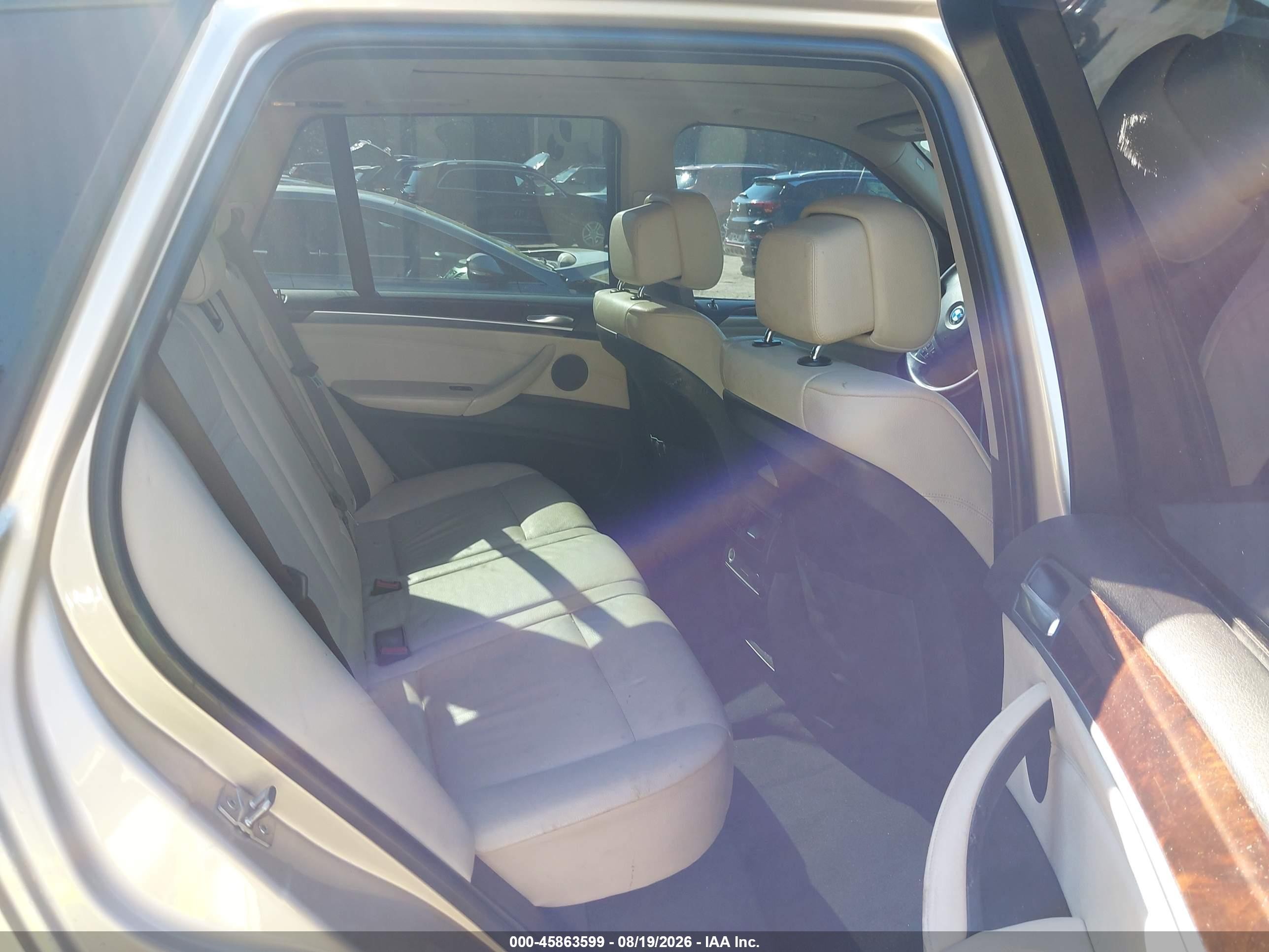 2013 Bmw X5 Xdrive35i/xdrive35i Premium/xdrive35i Sport Activity Beige vin: 5UXZV4C53D0B00740