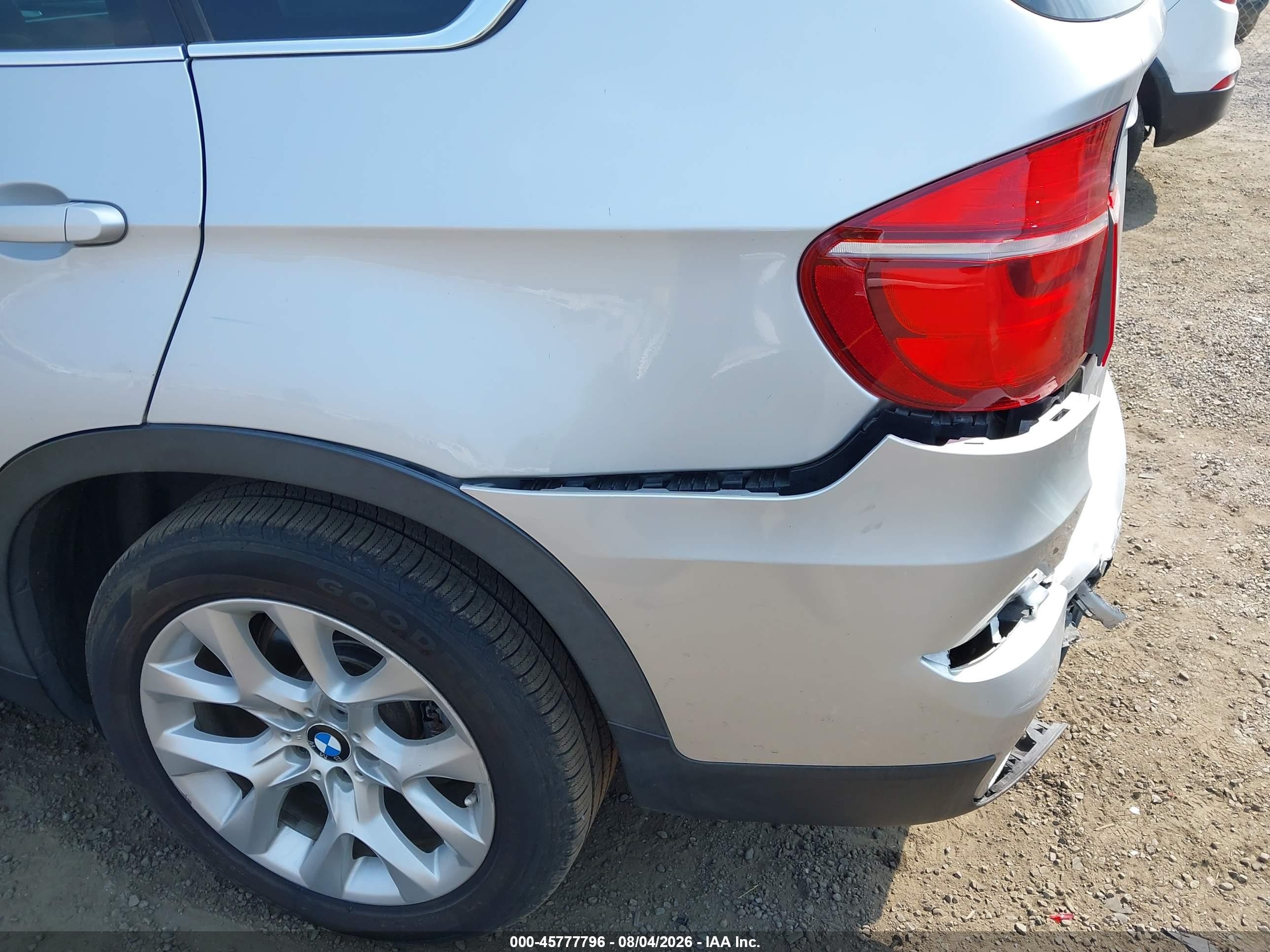 2013 Bmw X5 Xdrive35i/xdrive35i Premium/xdrive35i Sport Activity Silver vin: 5UXZV4C53D0B02956