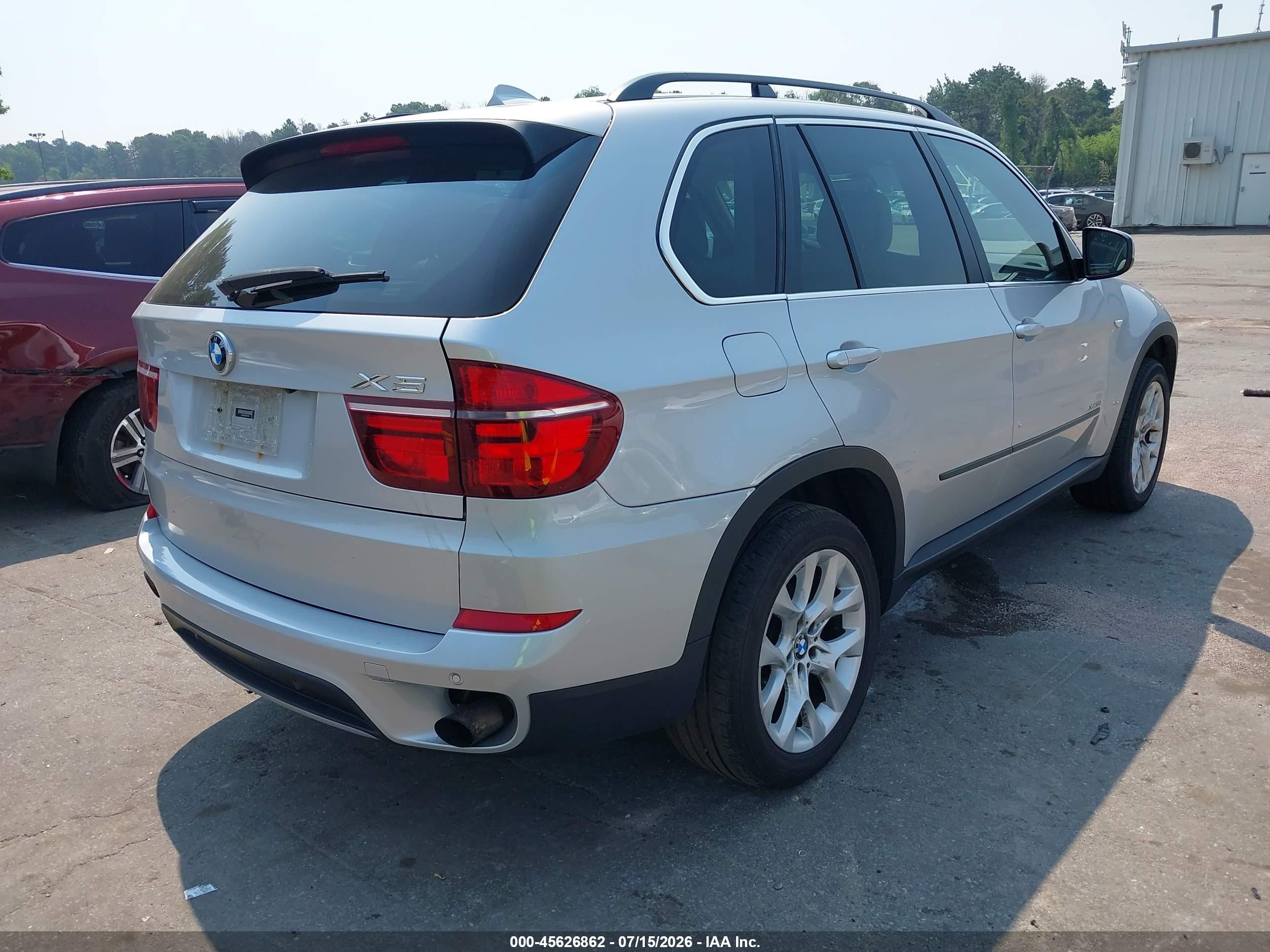 2013 Bmw X5 Xdrive35i/xdrive35i Premium/xdrive35i Sport Activity Silver vin: 5UXZV4C53D0B15447