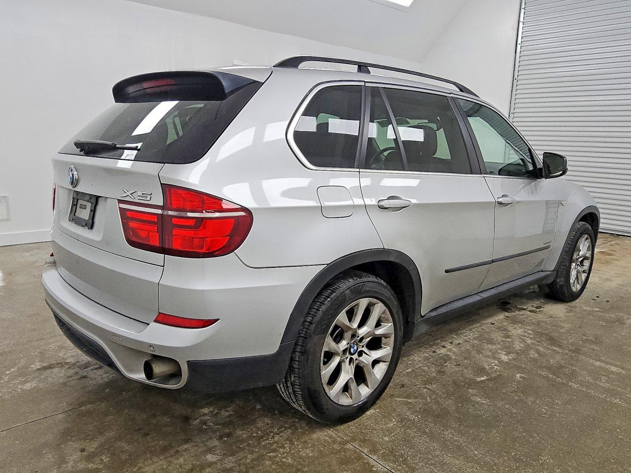 2013 Bmw X5 Xdrive35i Silver vin: 5UXZV4C53D0E00908