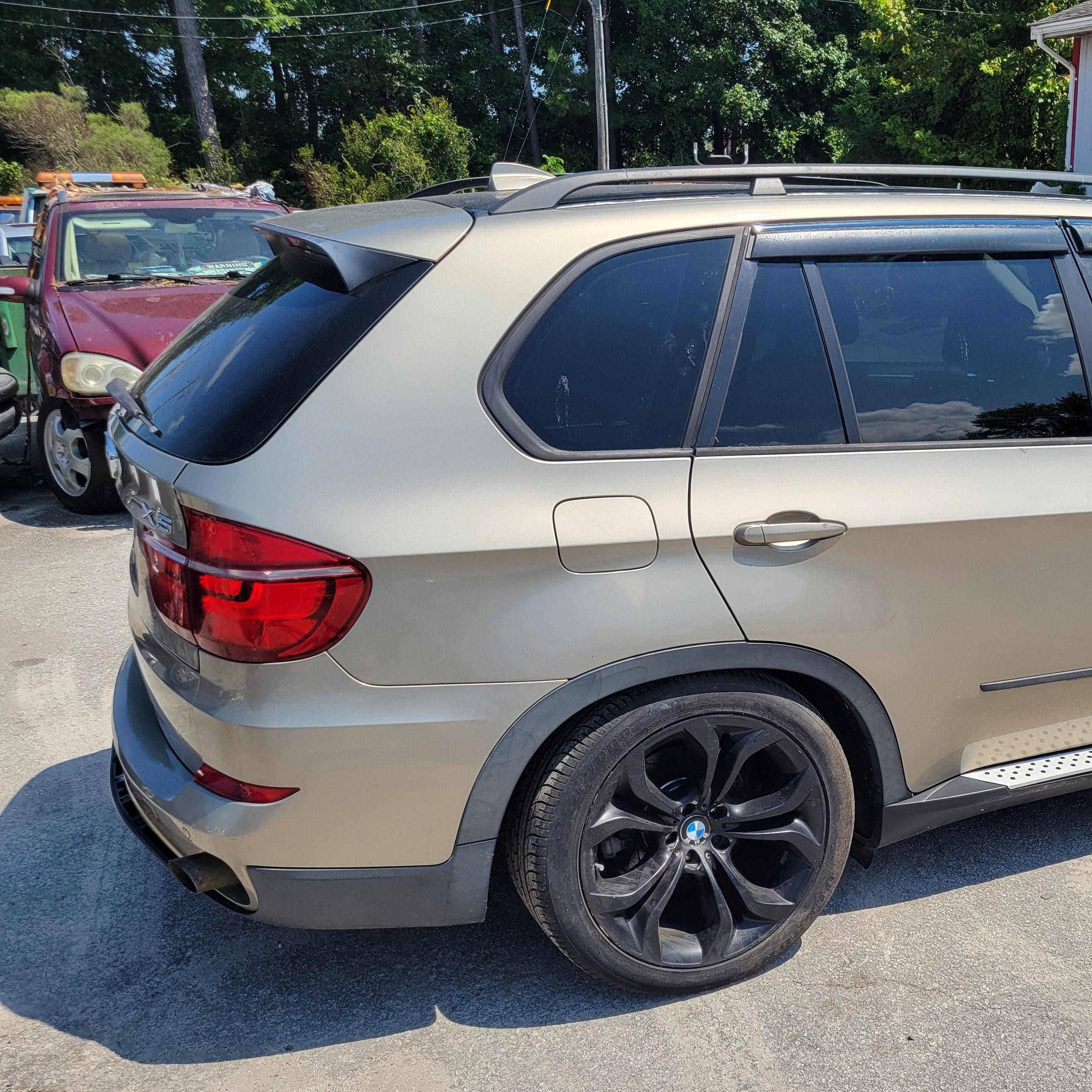 2011 Bmw X5 Xdrive35i/xdrive35i Premium/xdrive35i Sport Activity Silver vin: 5UXZV4C54BL411795